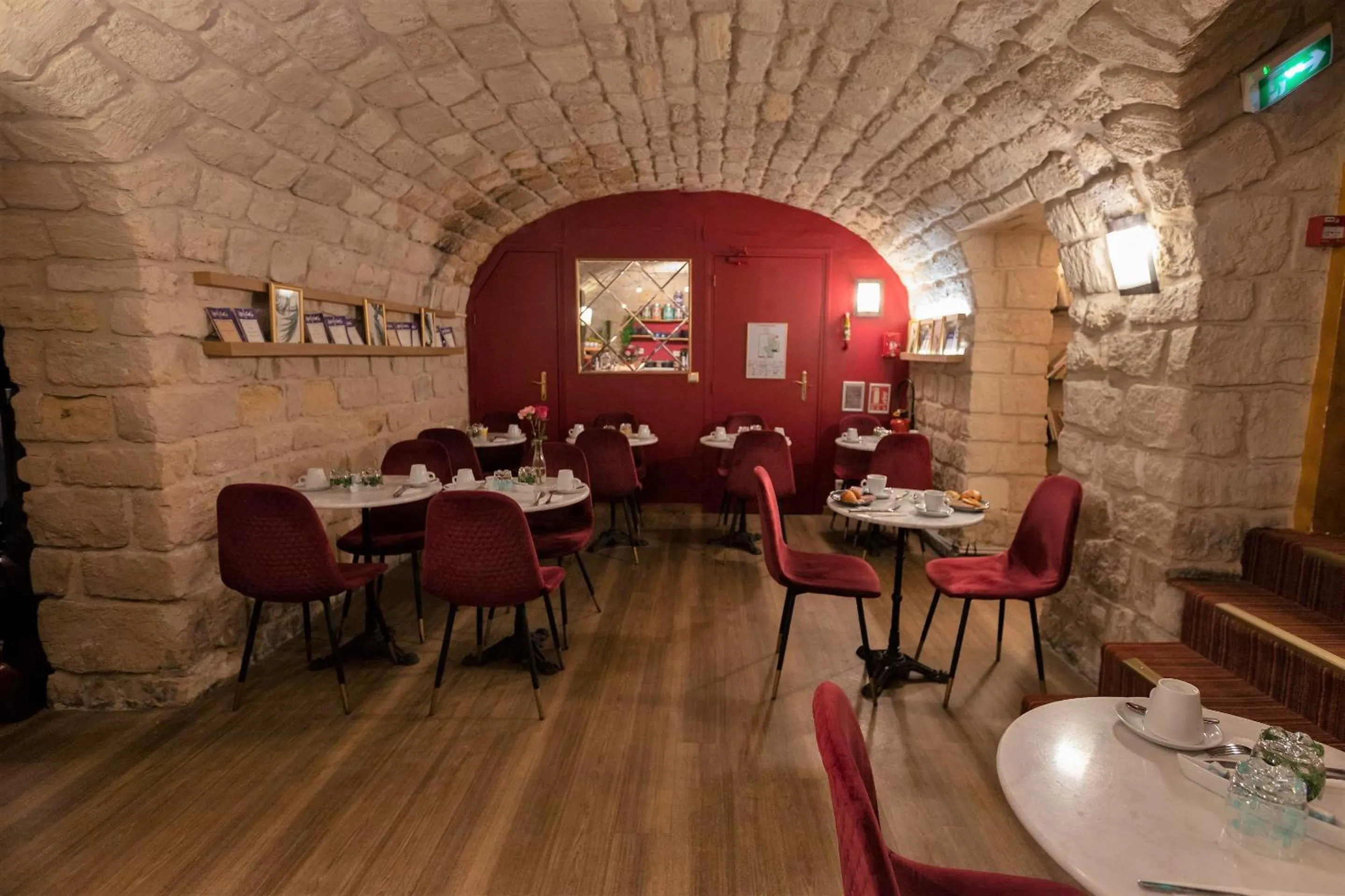 Breakfast in Hôtel du Théâtre by Patrick Hayat