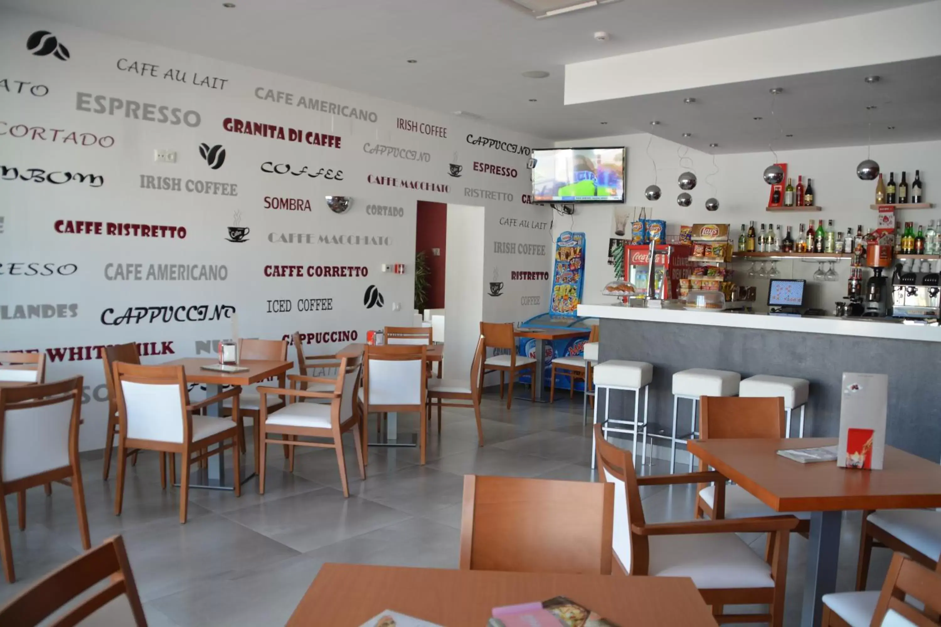 Lounge or bar, Restaurant/Places to Eat in Mena Plaza