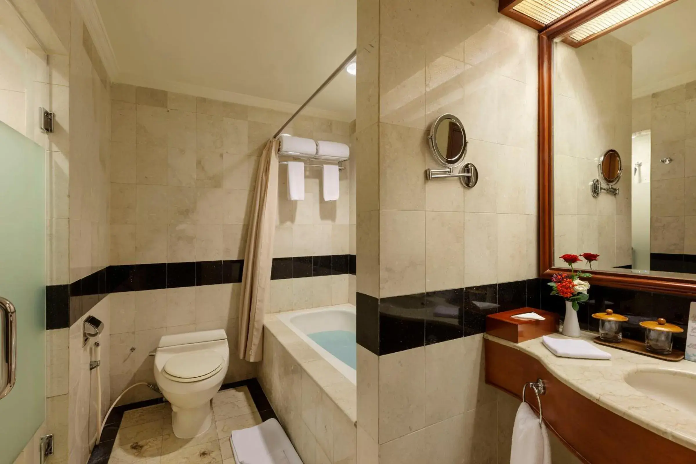 Bathroom in Prime Plaza Hotel Purwakarta