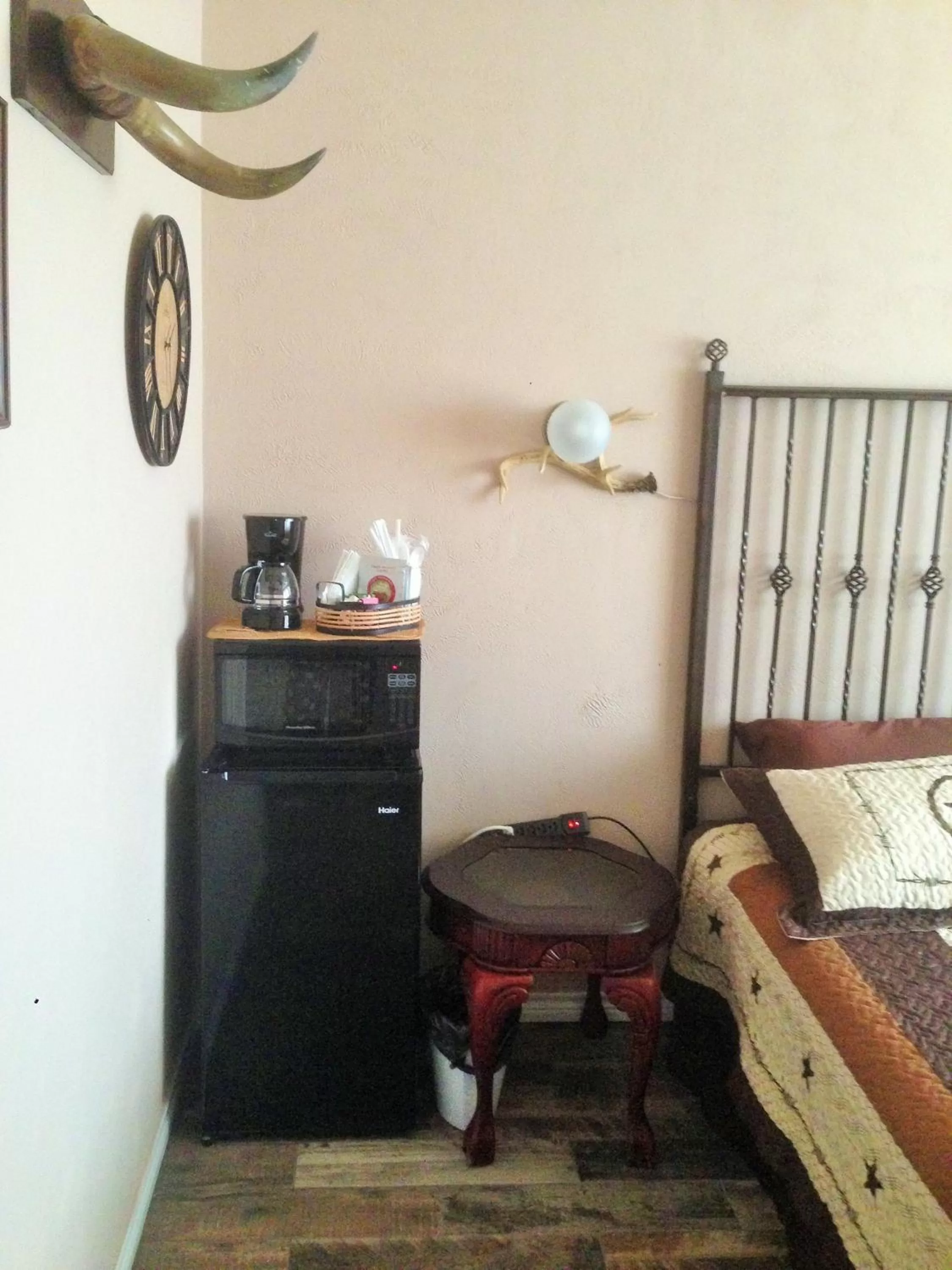 Bedroom in Capri Beach Hotel