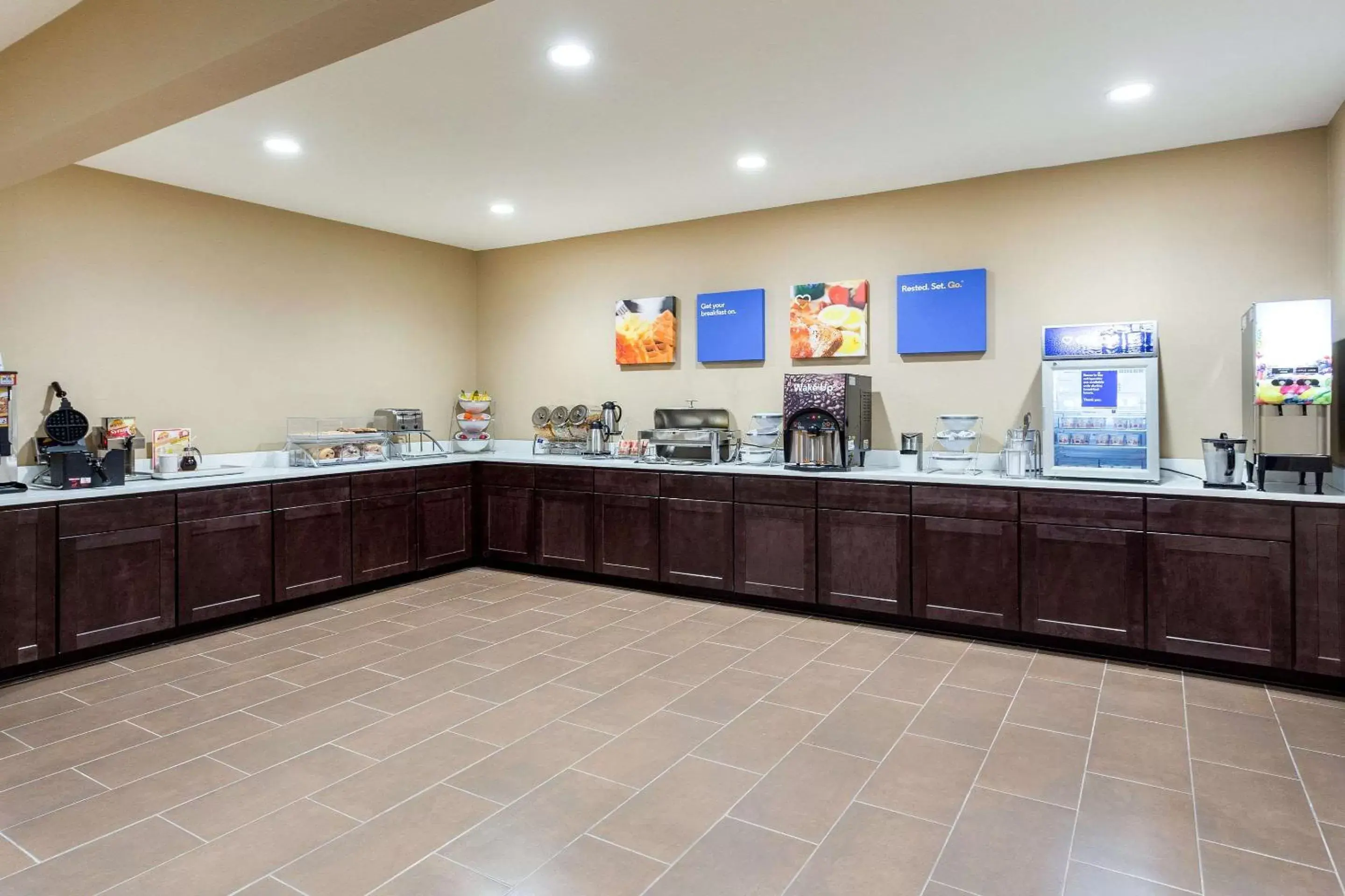 Restaurant/places to eat in Comfort Inn & Suites Baton Rouge Airport