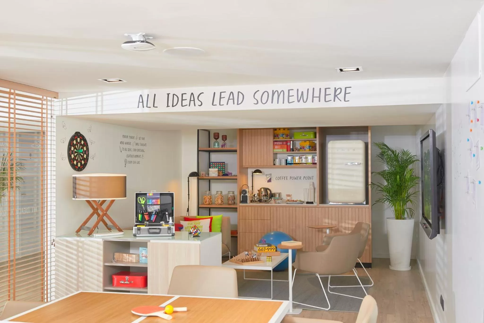 Meeting/conference room in INNSiDE by Meliá Palma Bosque