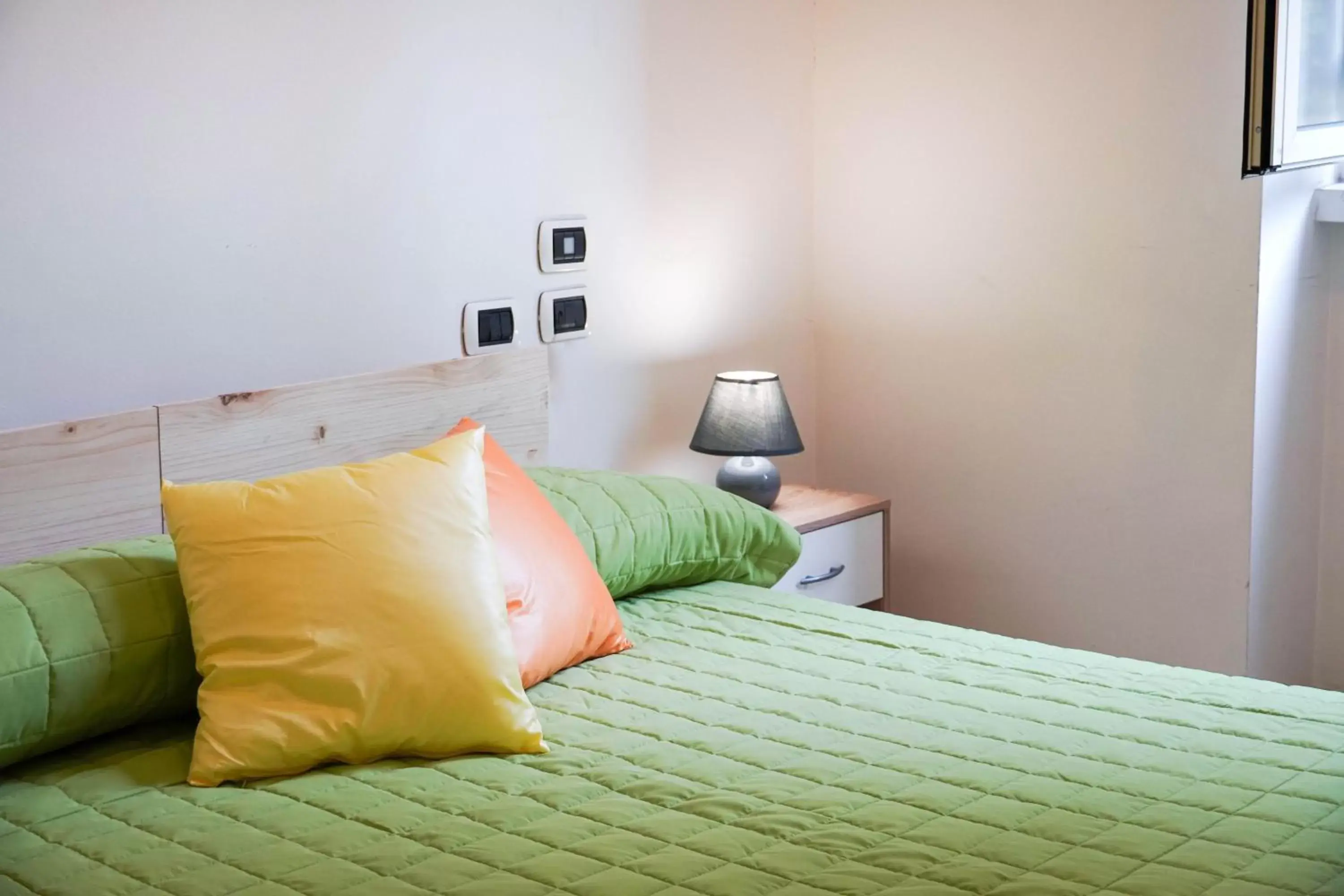 Bed in CiaoMi - Hotel, Hostel & Long Stay