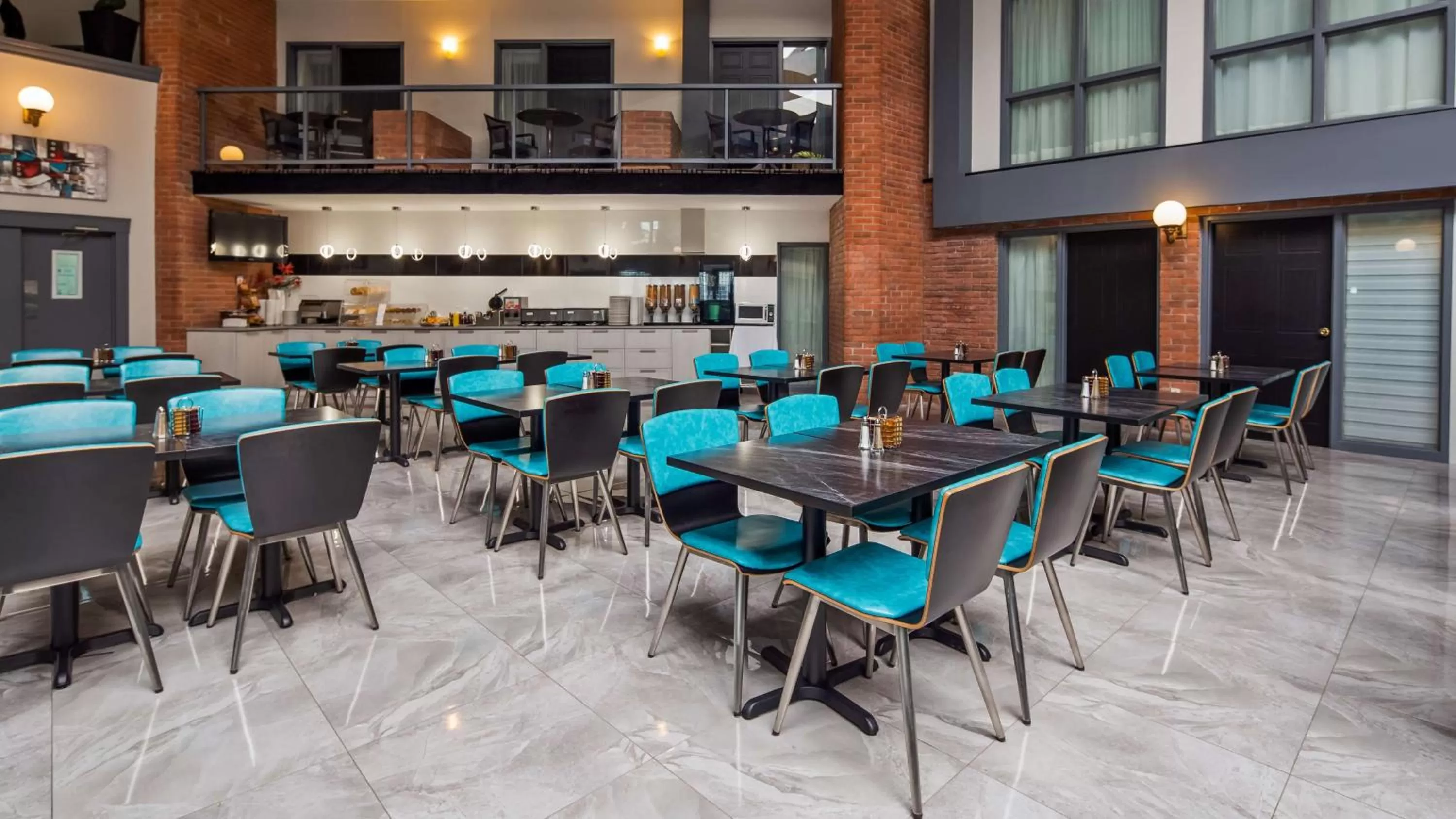 Restaurant/places to eat in Best Western Laval-Montreal & Conference Centre