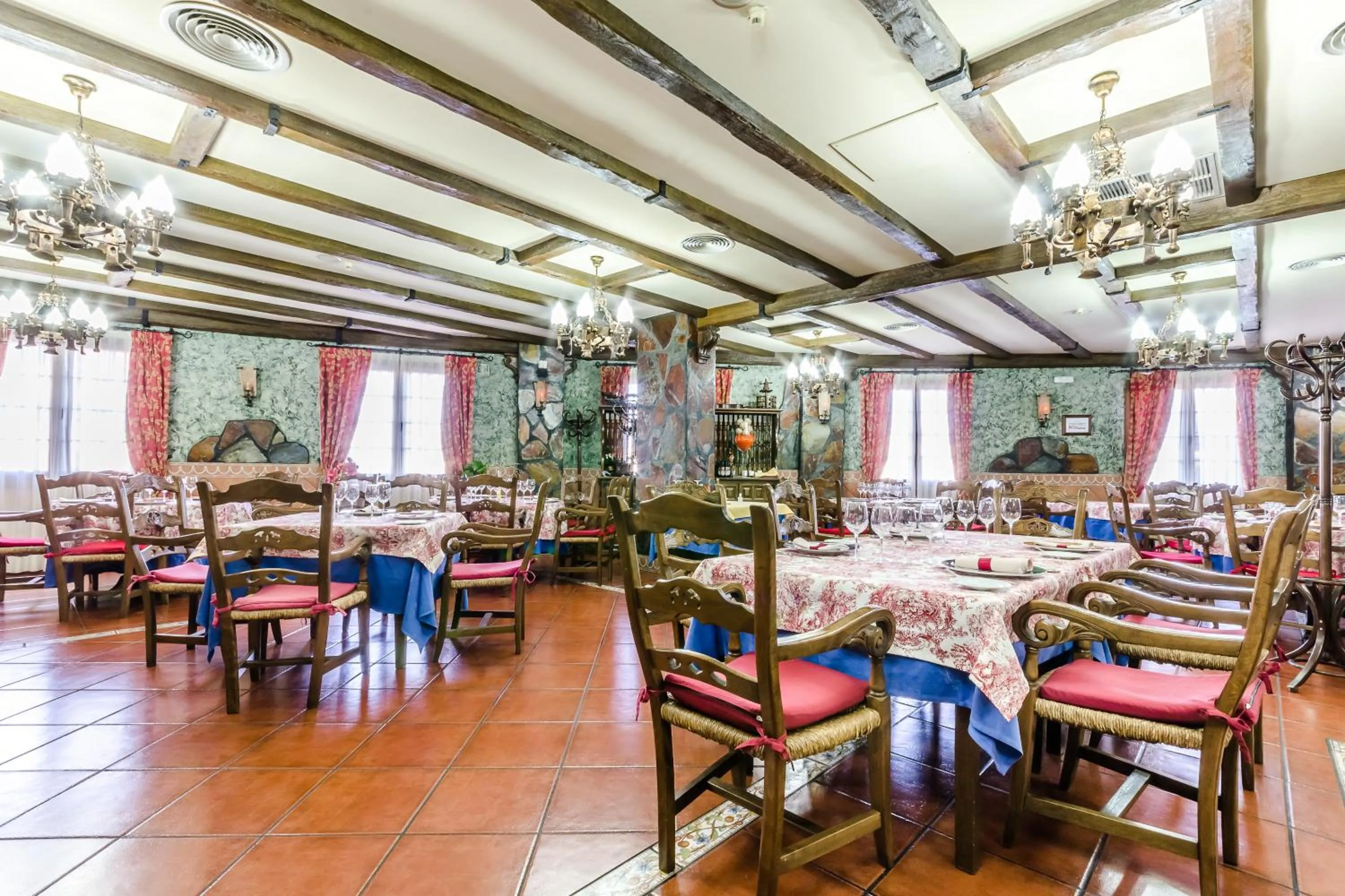Restaurant/places to eat in Carlos I Toledo