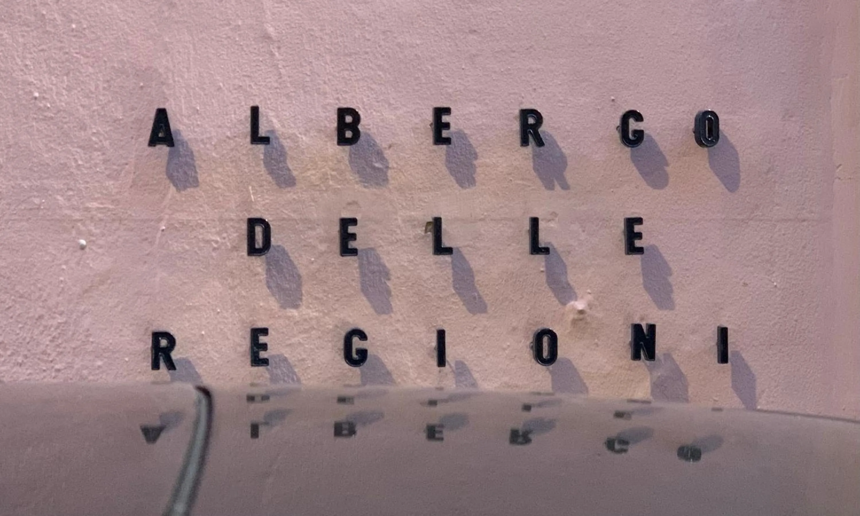 Property building in Albergo Delle Regioni, Barberini - Fontana di Trevi