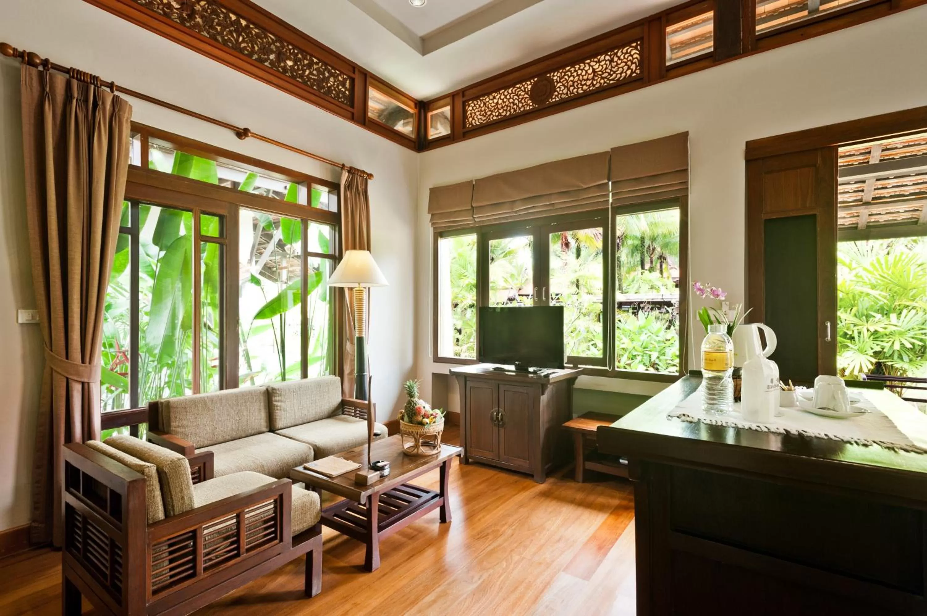 Seating area in Khaolak Bhandari Resort & Spa