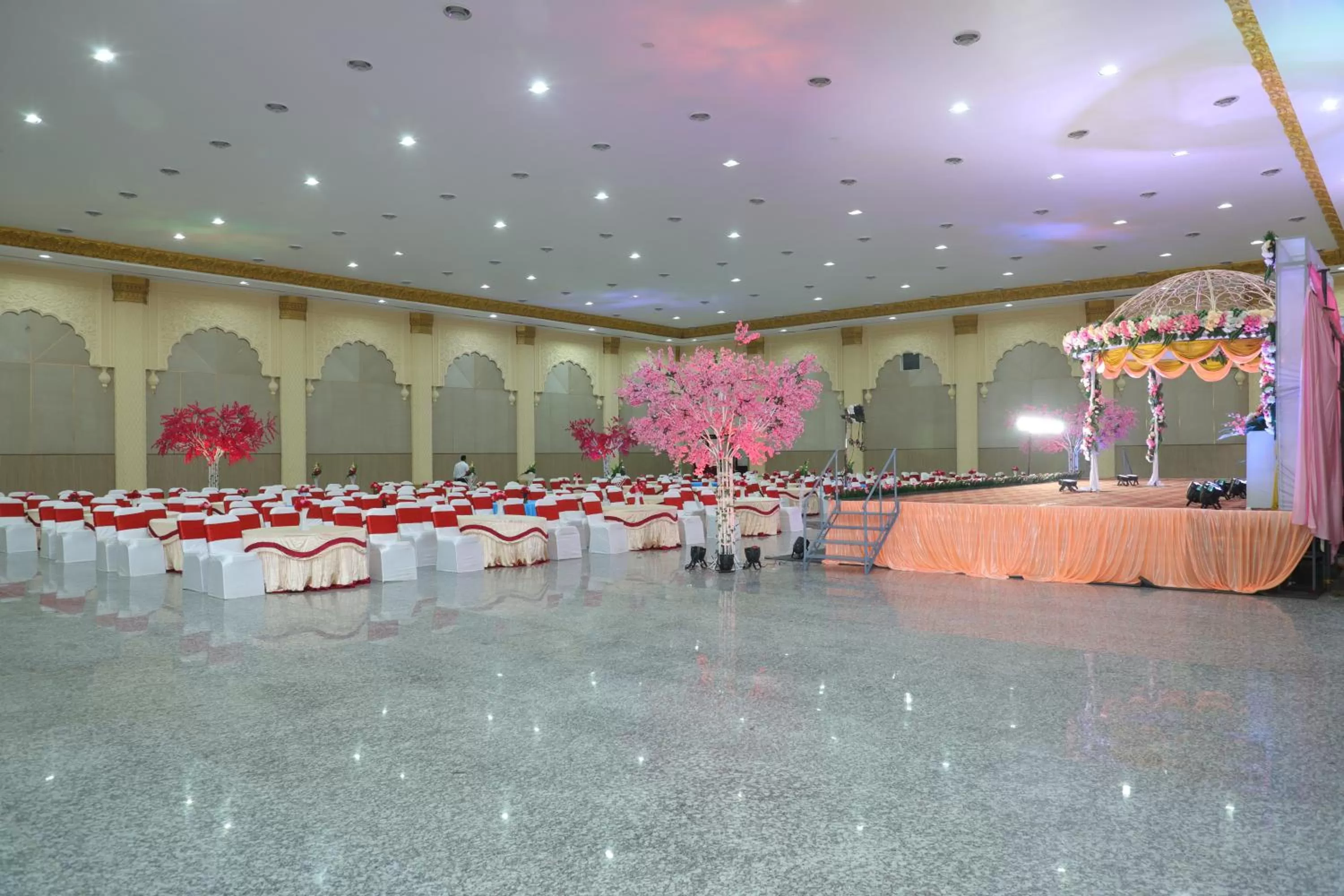 wedding in Gadiraju Palace Convention Centre & Hotel