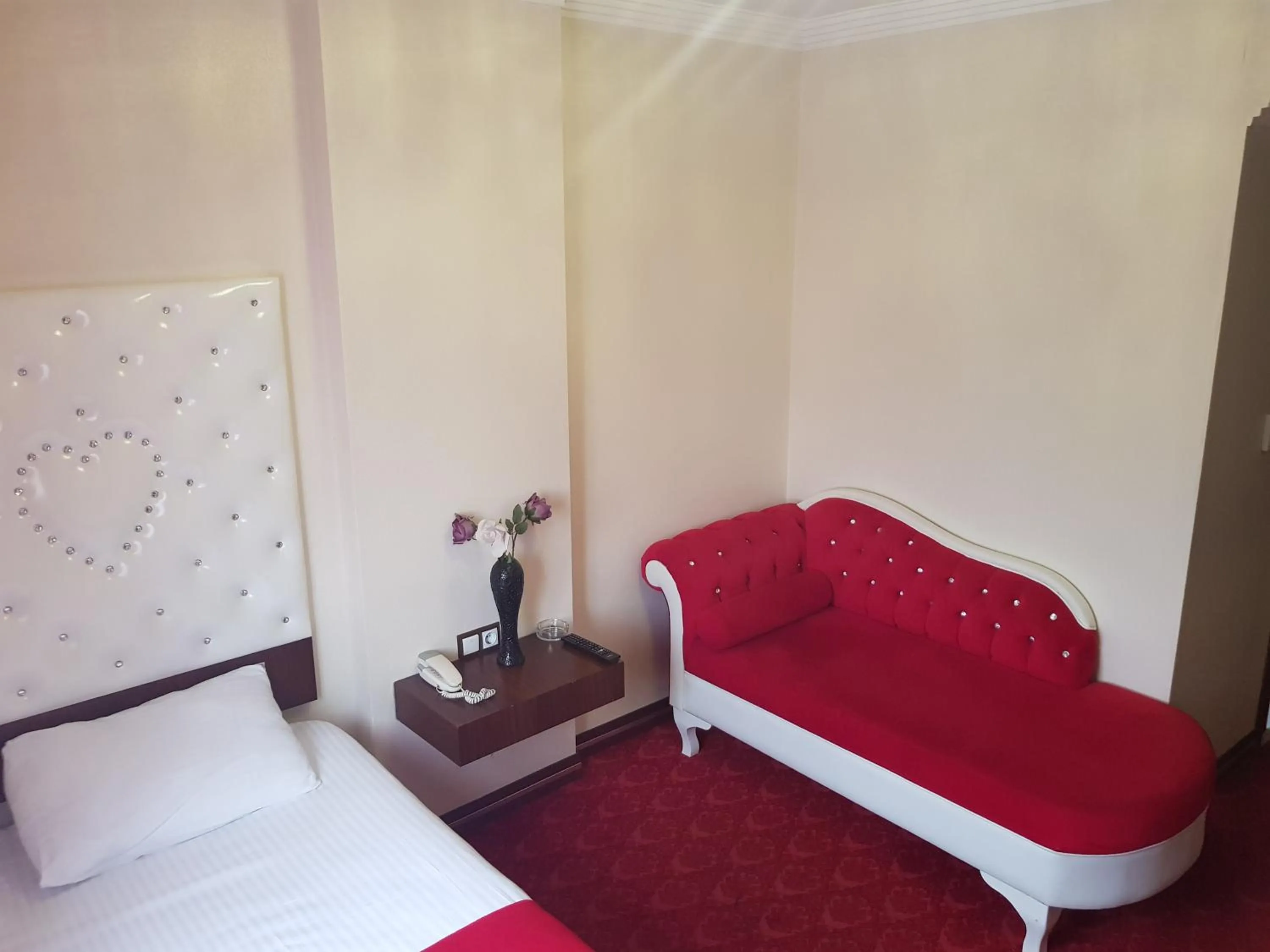 Bed in Ismira Hotel Ankara