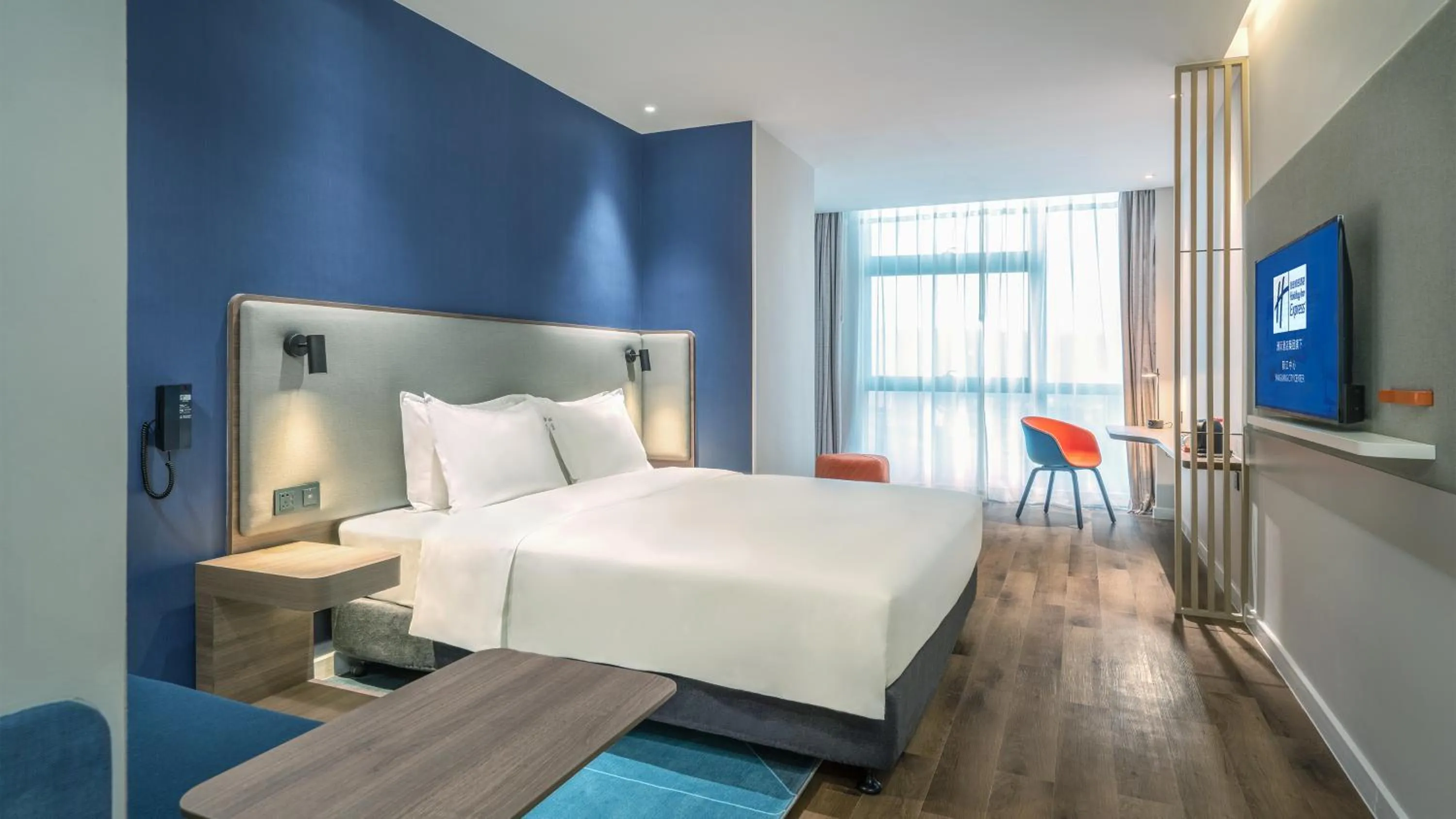 Bed in Holiday Inn Express Yangjiang City Center by IHG