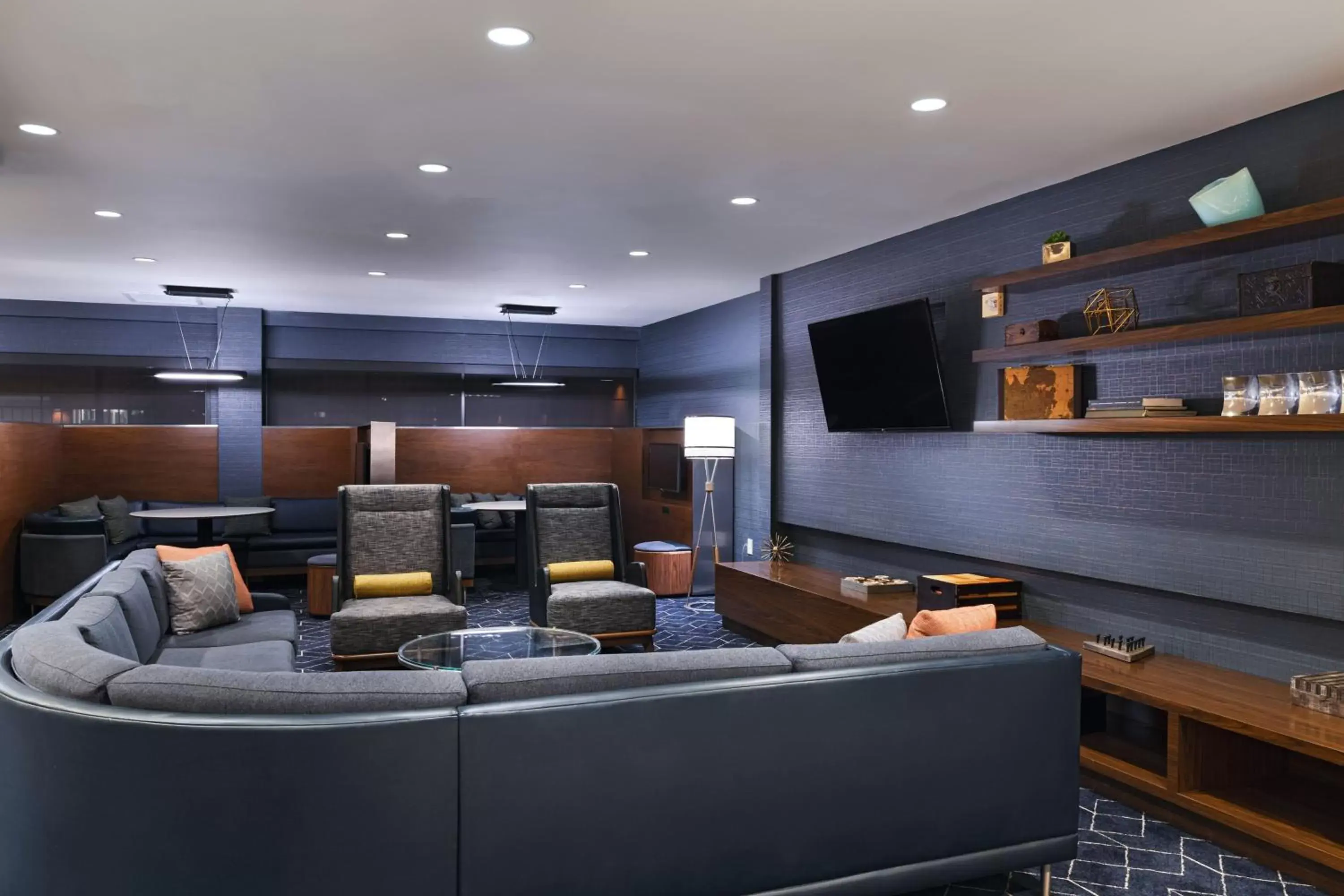Lobby or reception, Lounge/Bar in Courtyard by Marriott Scottsdale Old Town