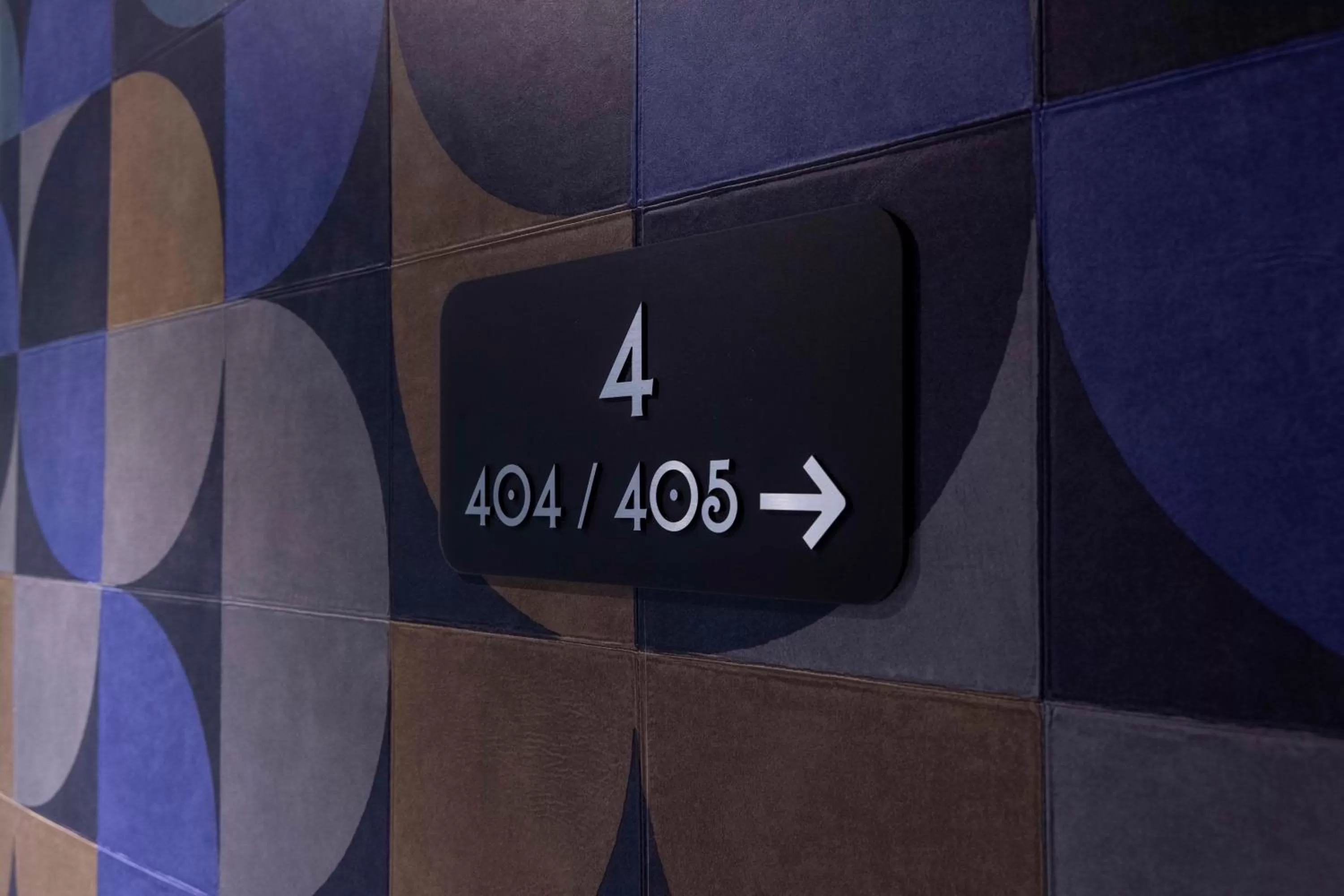 Decorative detail in Hôtel Regina Opéra Grands Boulevards