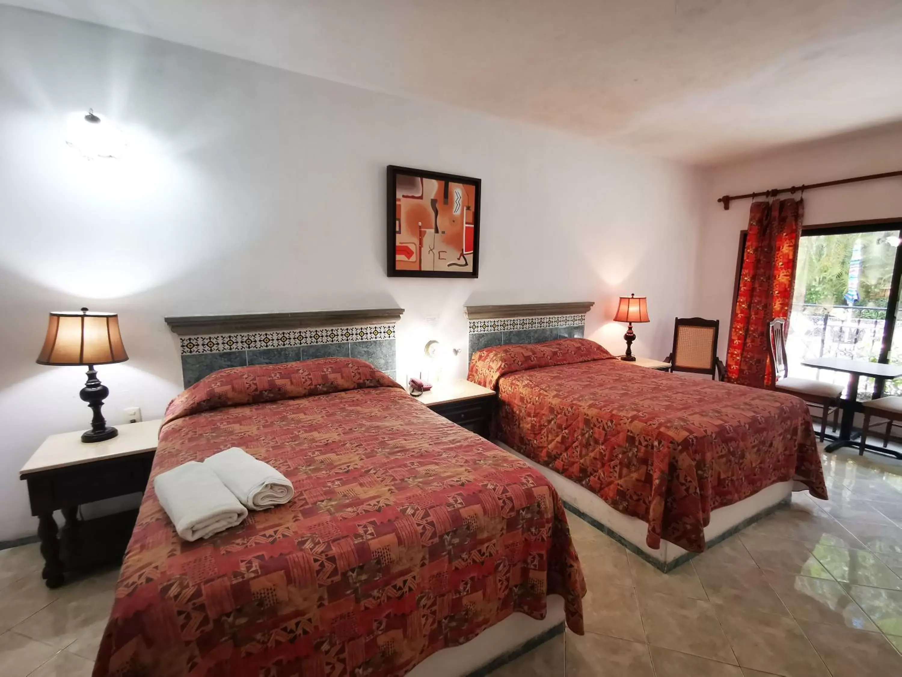 Bedroom, Bed in Hotel Doralba Inn
