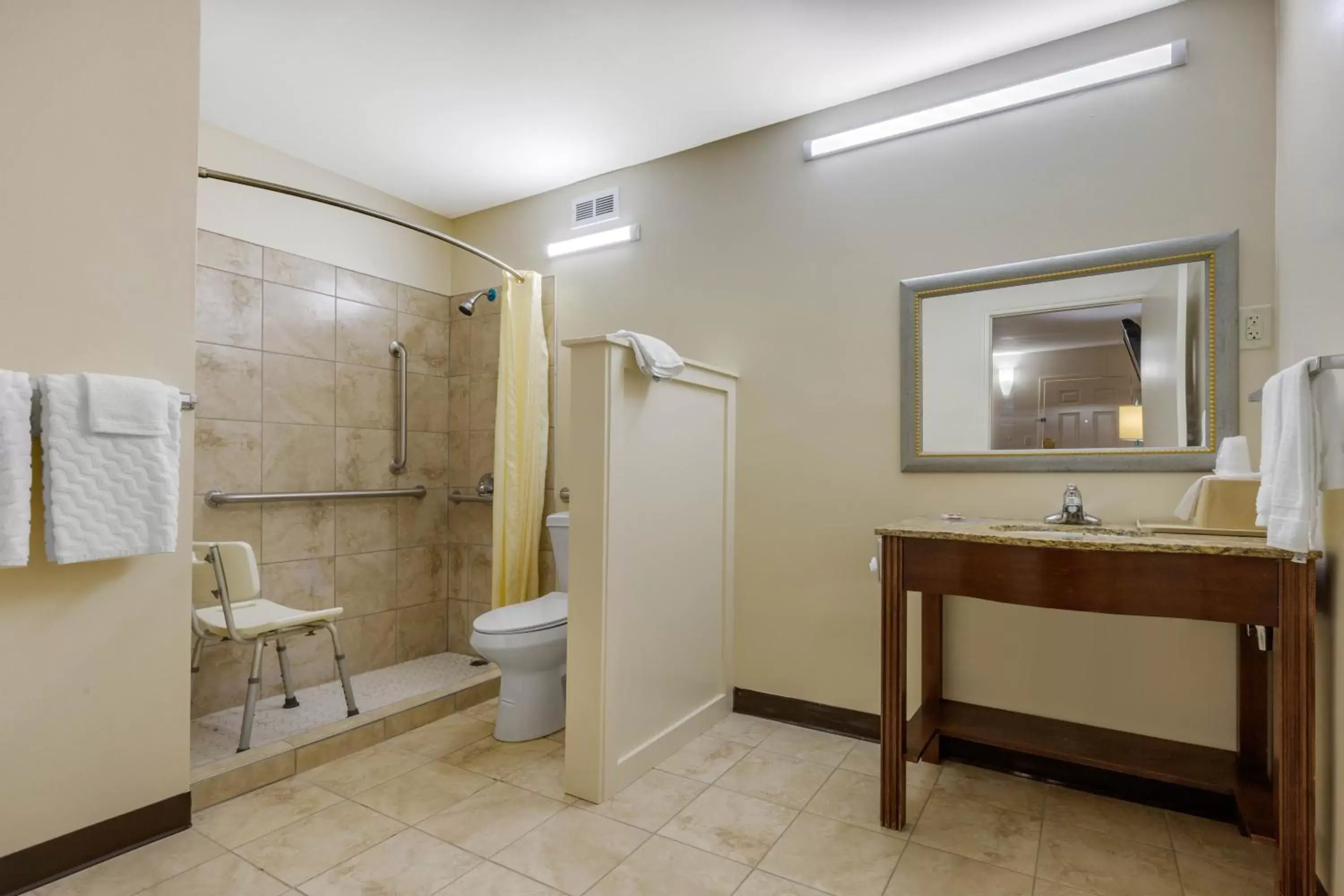 Bathroom in Econo Lodge