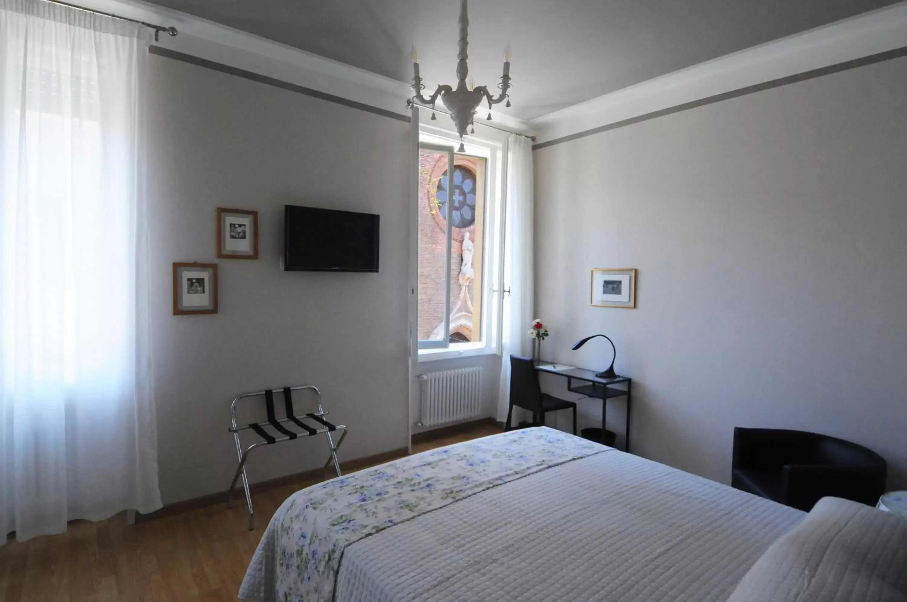 Day, Bed in B&B Cangrande di Danese-Viviani