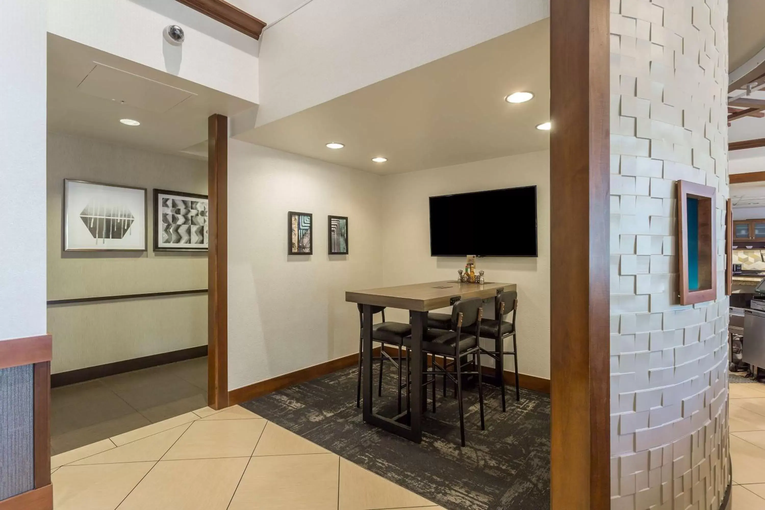 Lobby or reception, TV/Entertainment Center in Hyatt Place Phoenix-North