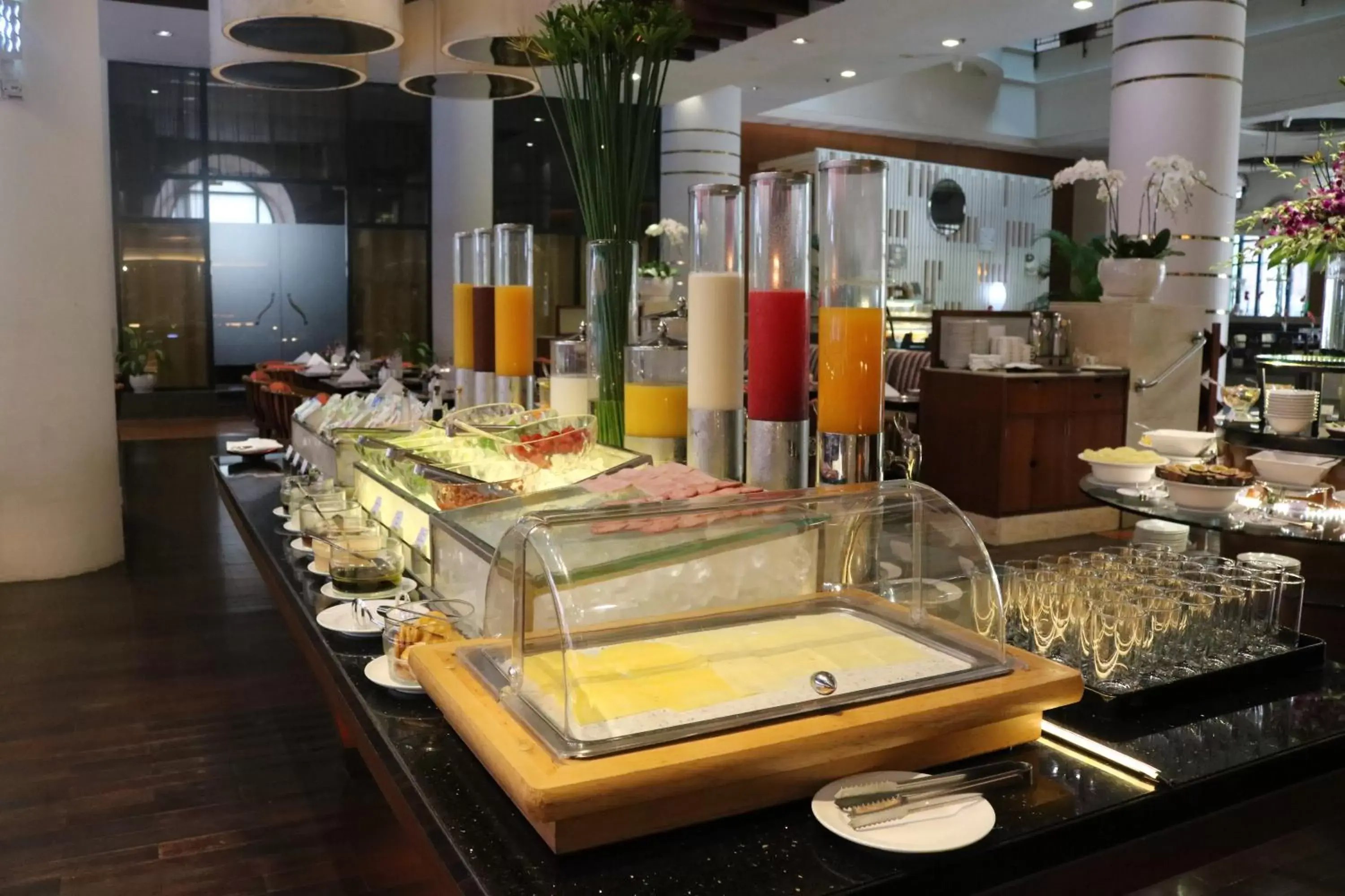 Buffet breakfast, Restaurant/Places to Eat in PARKROYAL Saigon