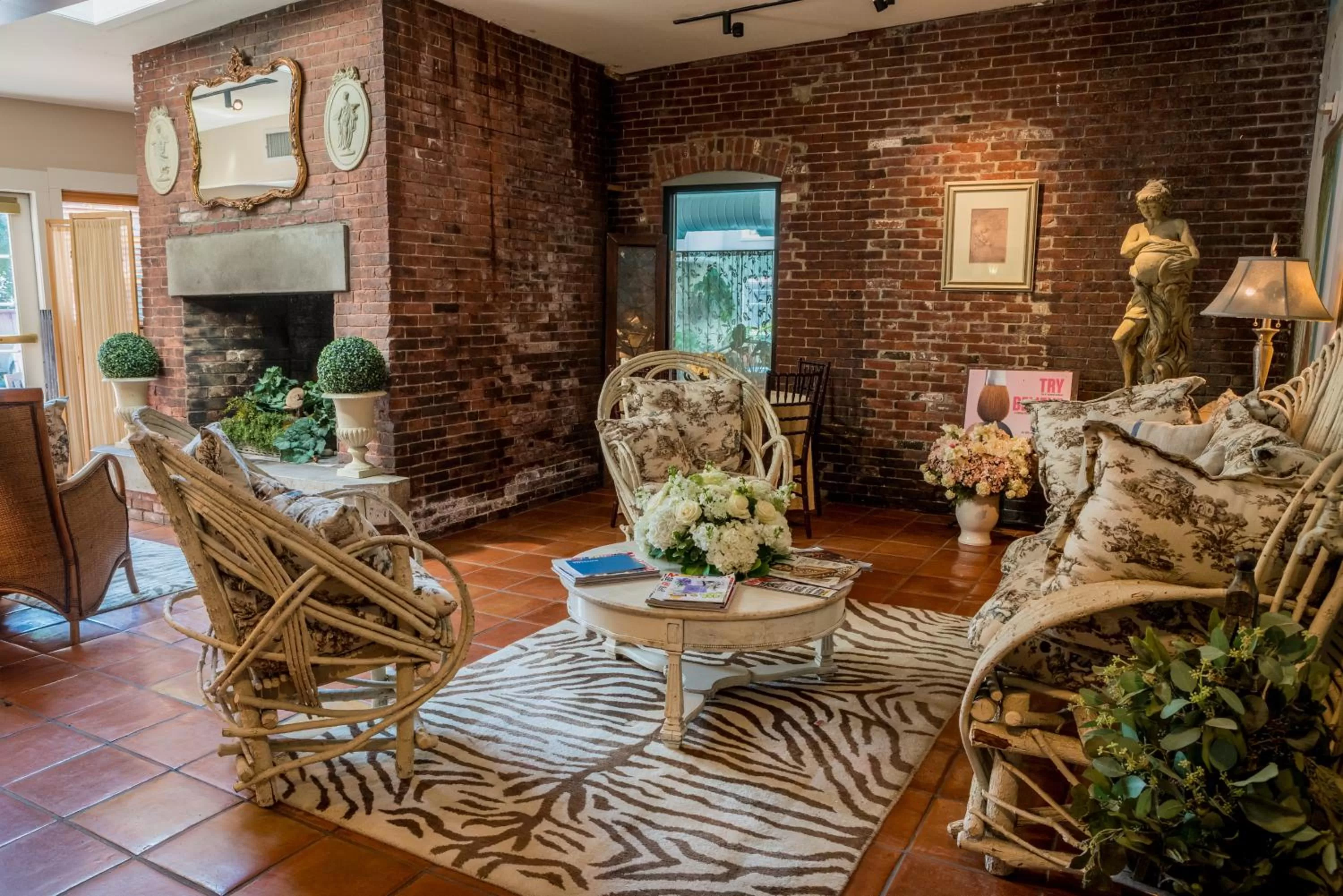 Spa and wellness centre/facilities in The Common Man Inn, Spa & Lodge