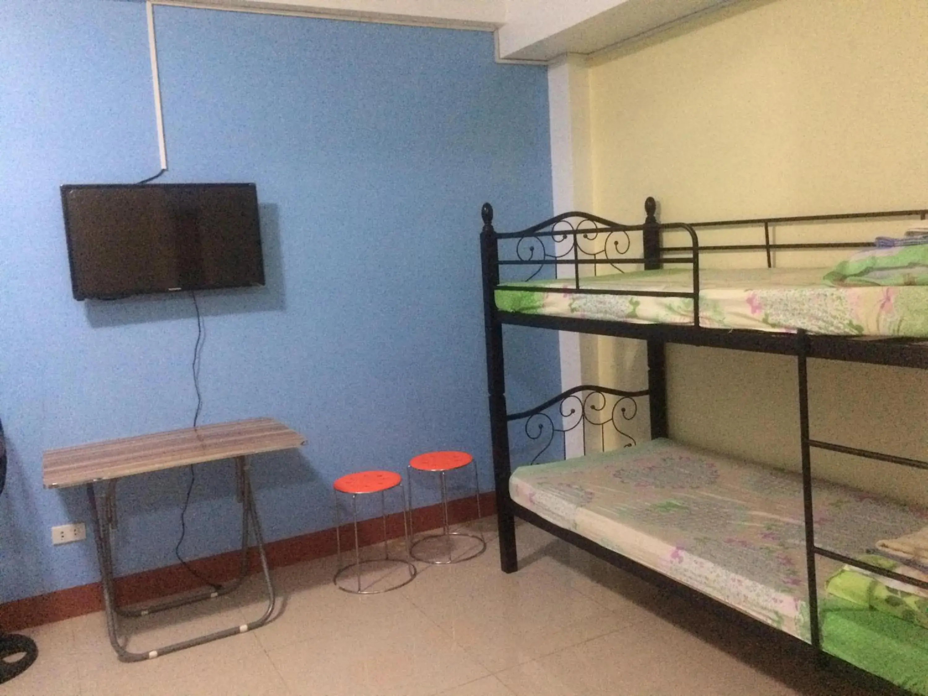 Bunk Bed in Mayon Lodging House