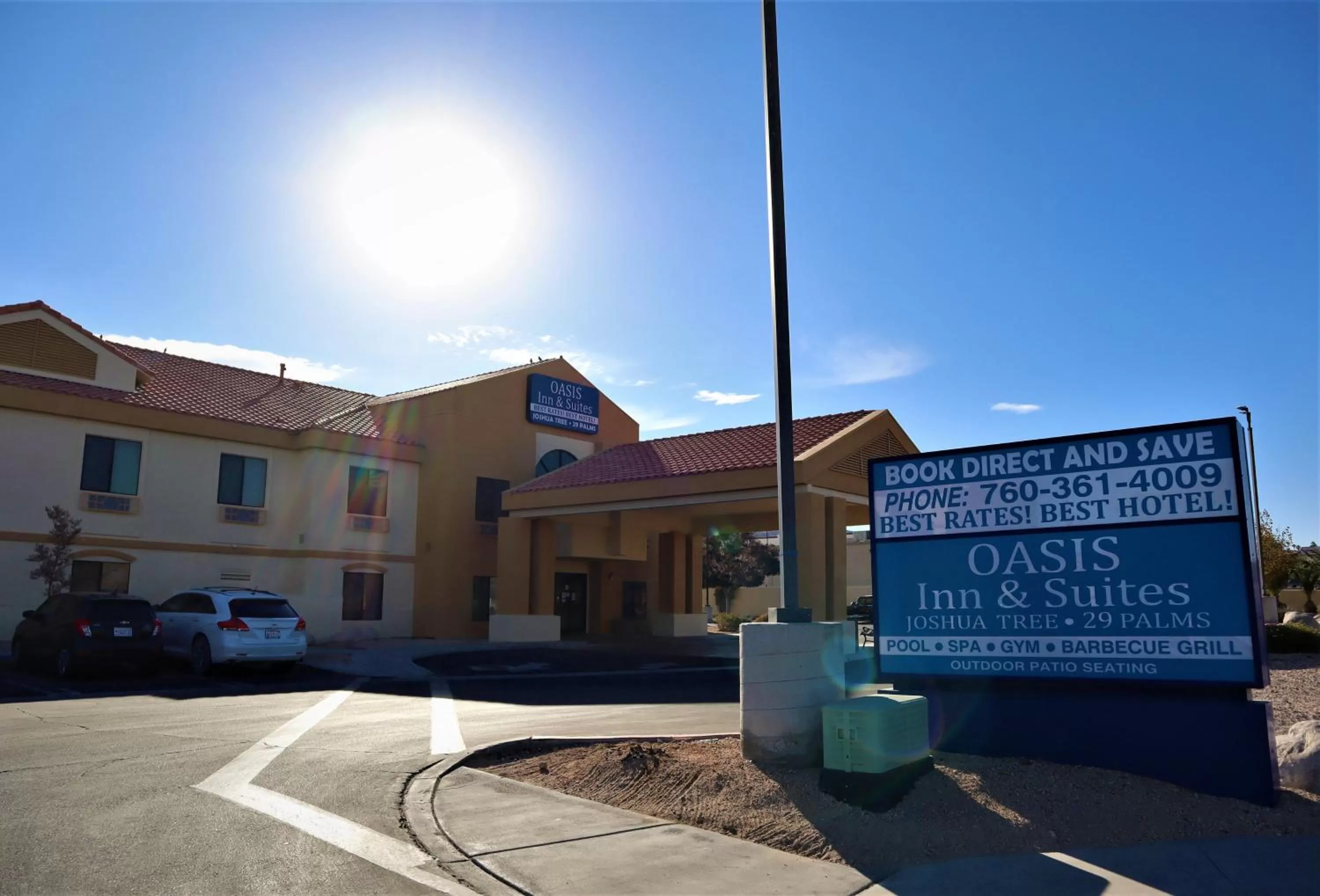 Property building in Oasis Inn & Suites 29 Palms Hotel Joshua Tree National Park
