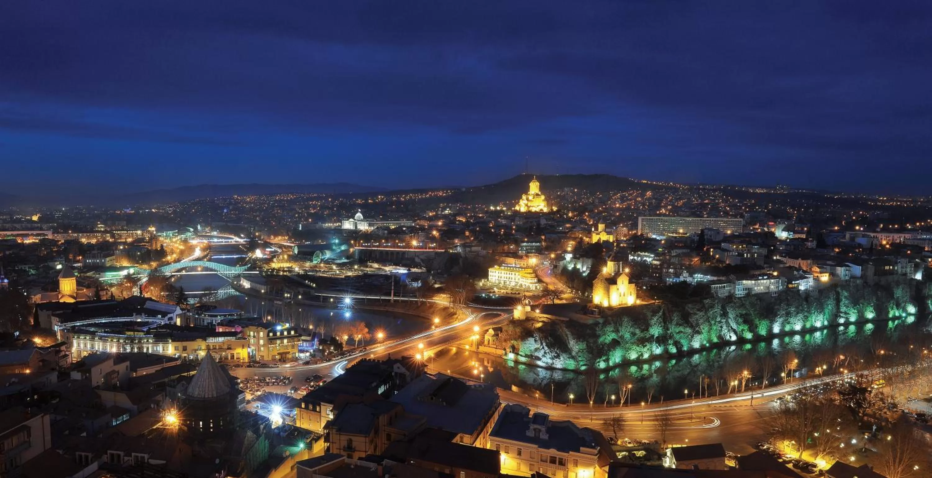 City view, Bird's-eye View in Freedom Square Apart Hotel