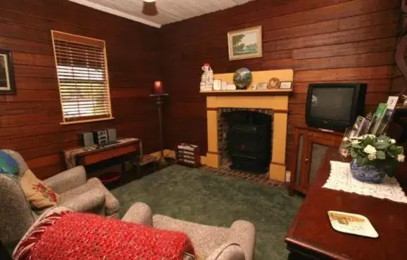 Seating Area in Westbury Gingerbread Cottages