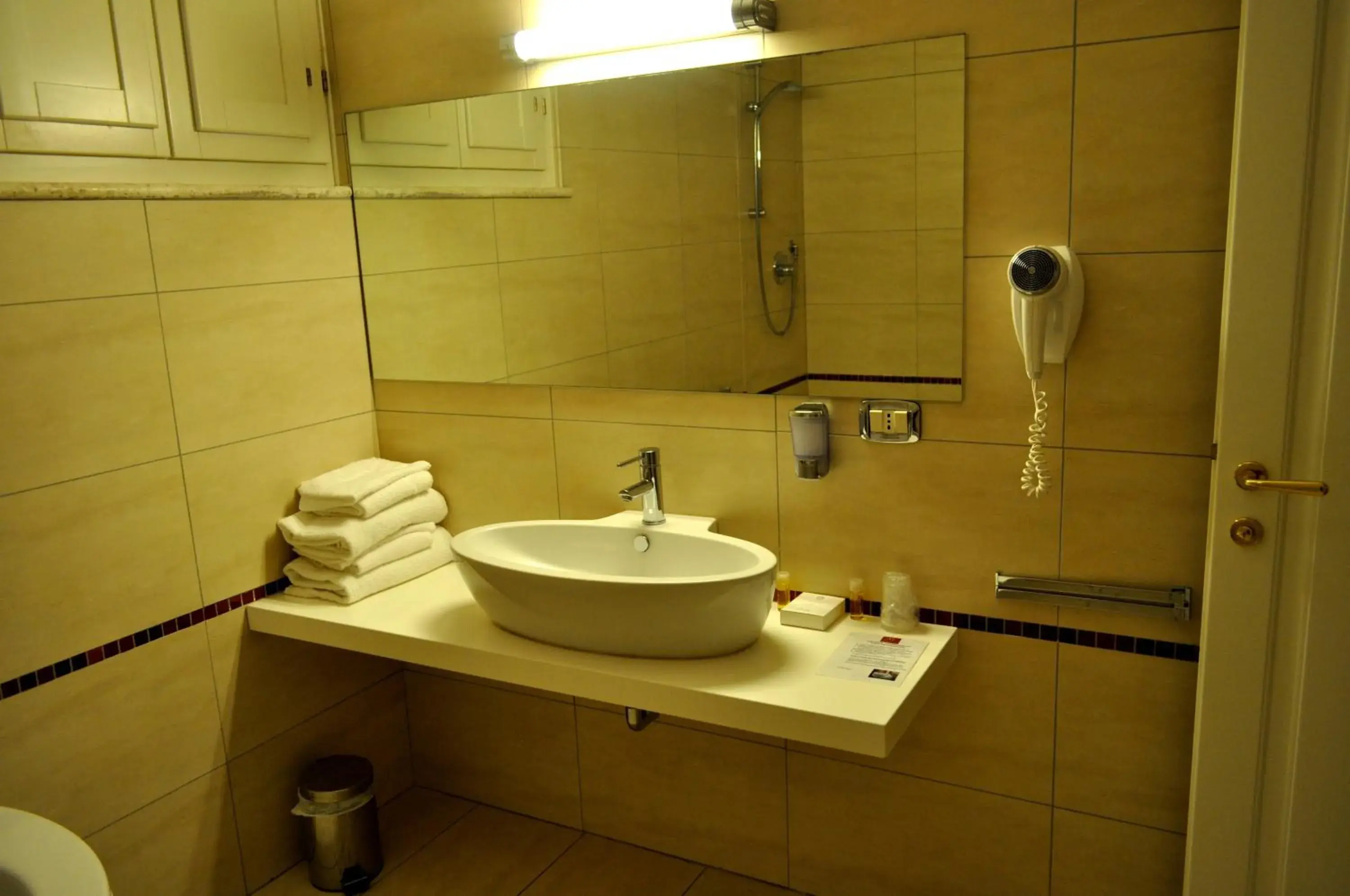 Bathroom in Albergo Sant'Emidio