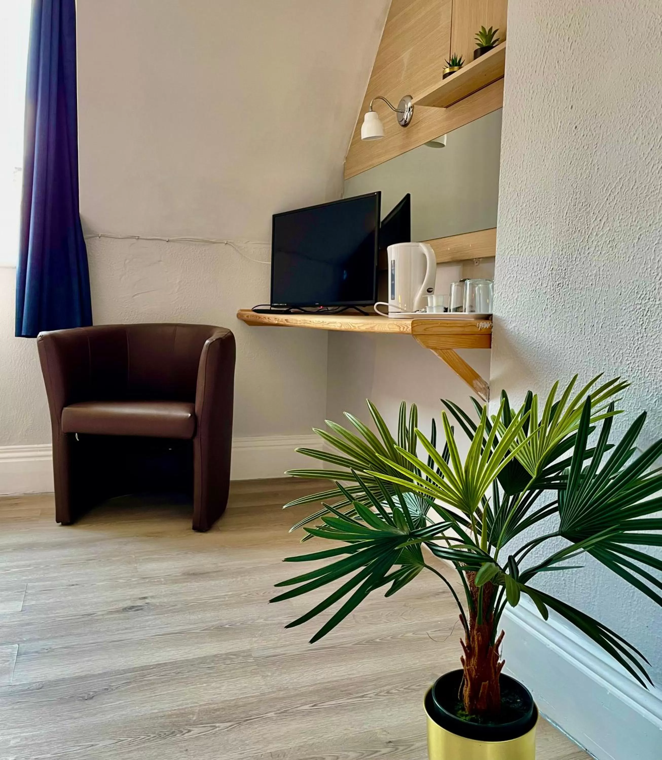 TV/Entertainment Center in The Silver How