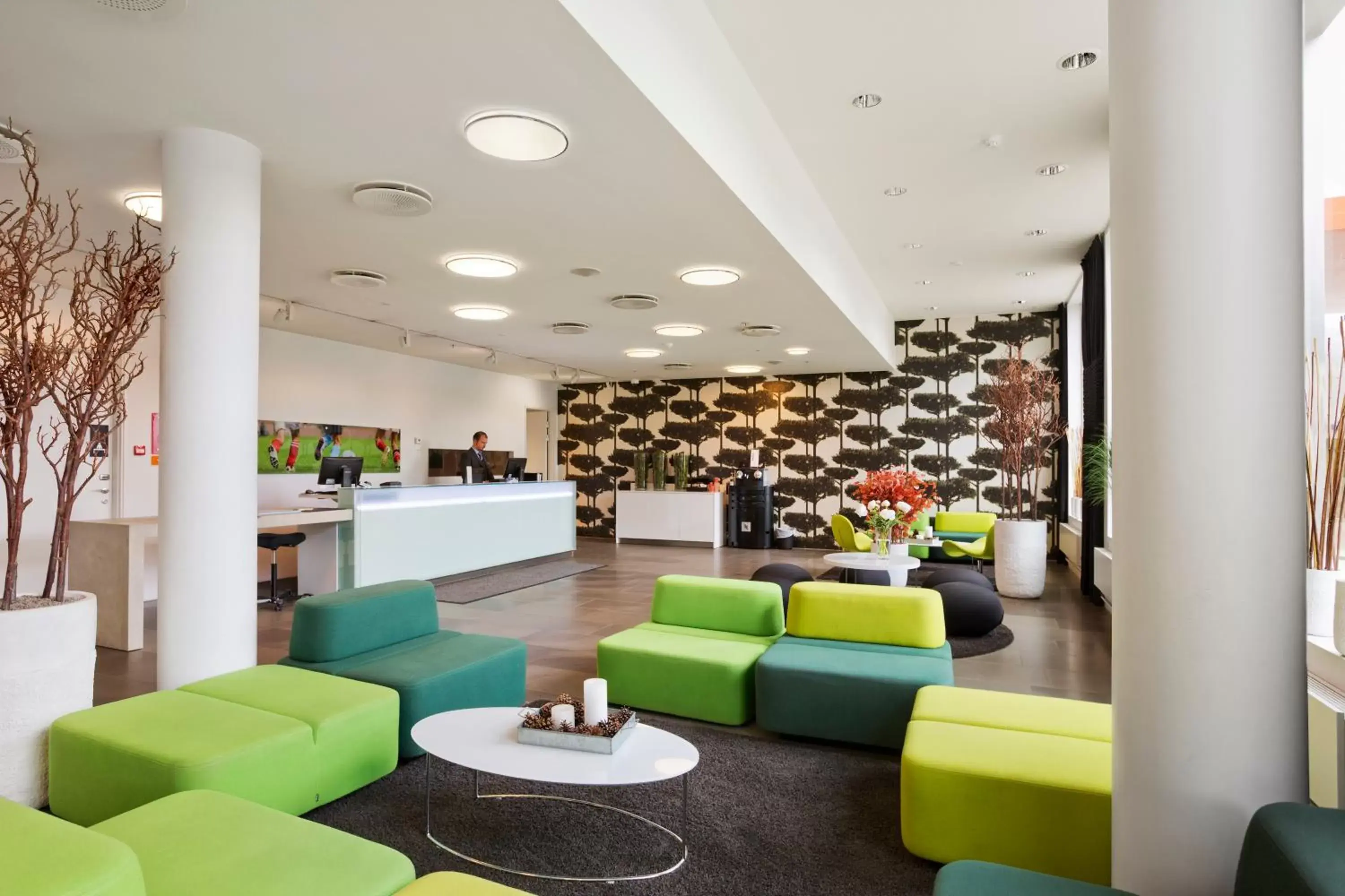 Lobby or reception in Thon Hotel Ullevaal Stadion