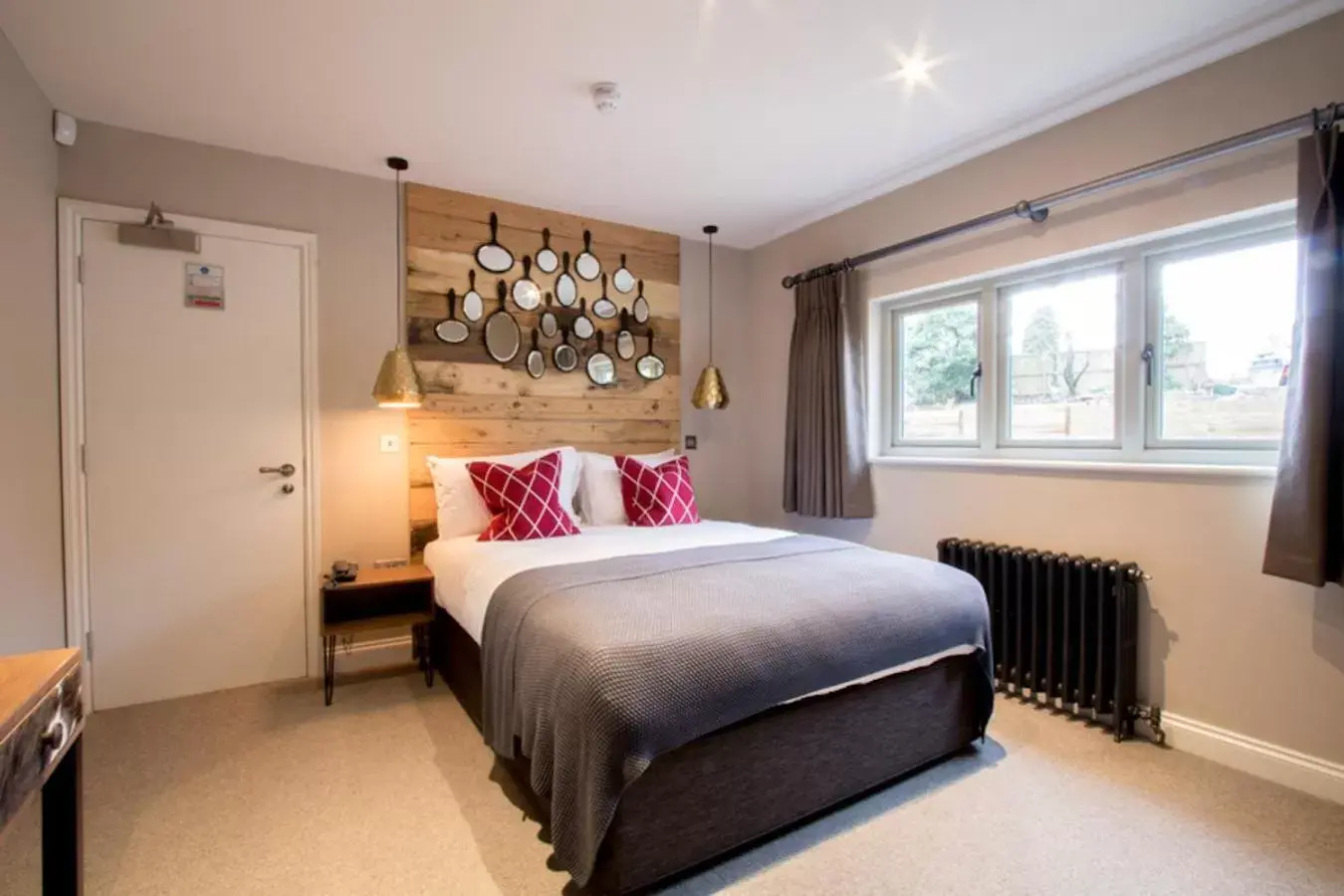 Photo of the whole room, Bed in The Litton Photo of the whole room, Bed in The Litton