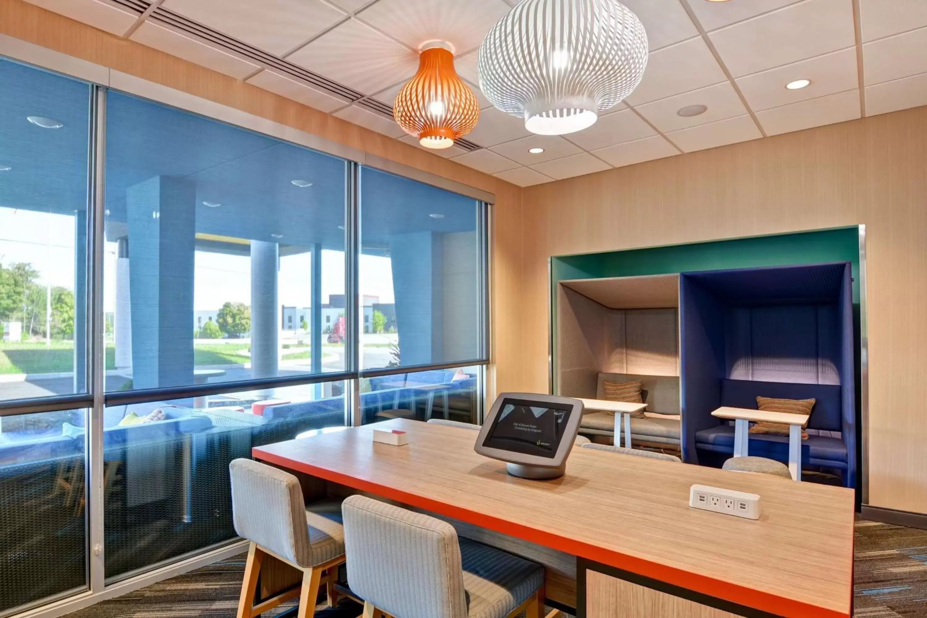 Business facilities in Tru by Hilton Syracuse North Airport Area