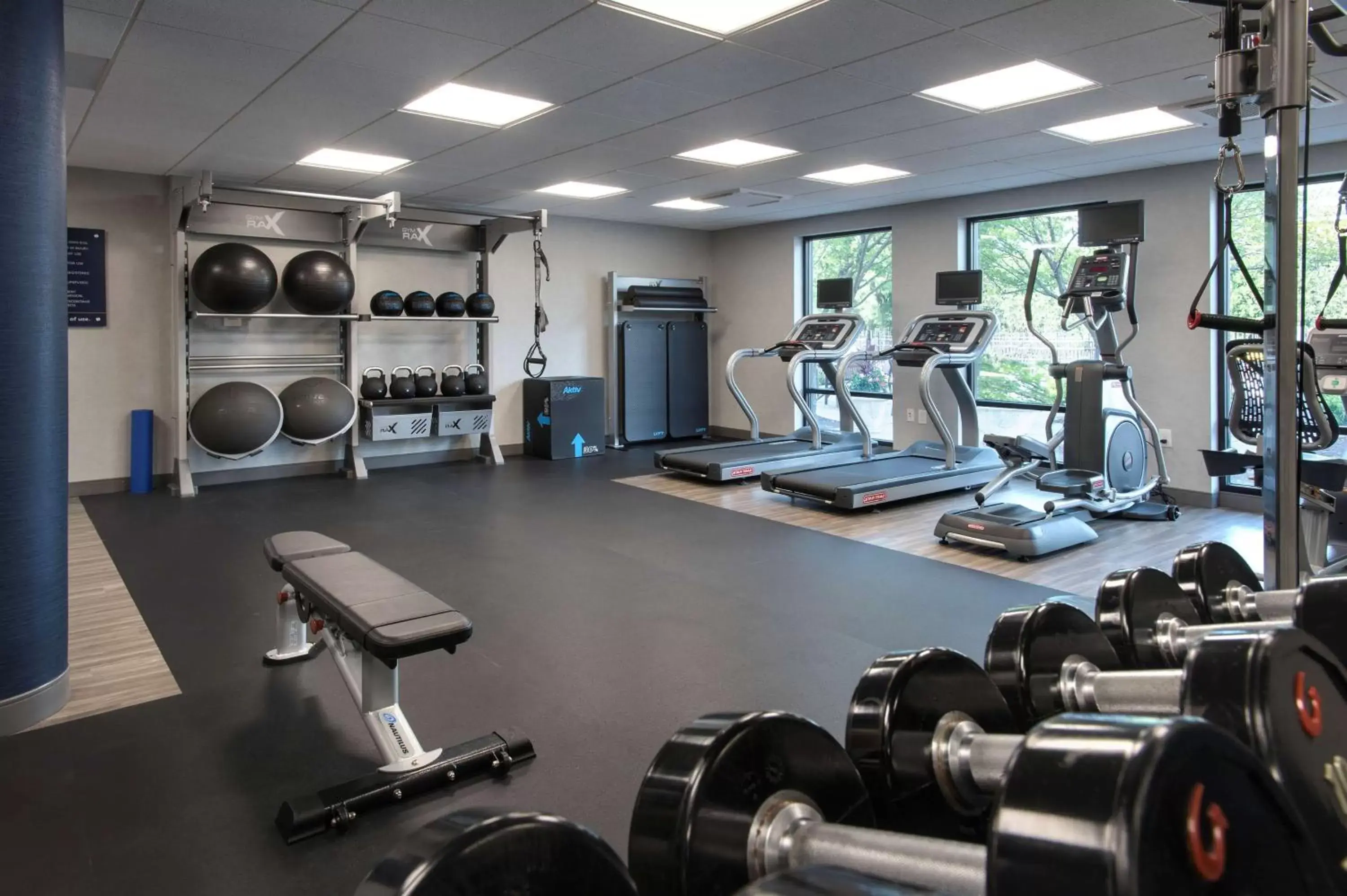 Fitness centre/facilities in Hampton Inn Middletown Fitness centre/facilities in Hampton Inn Middletown