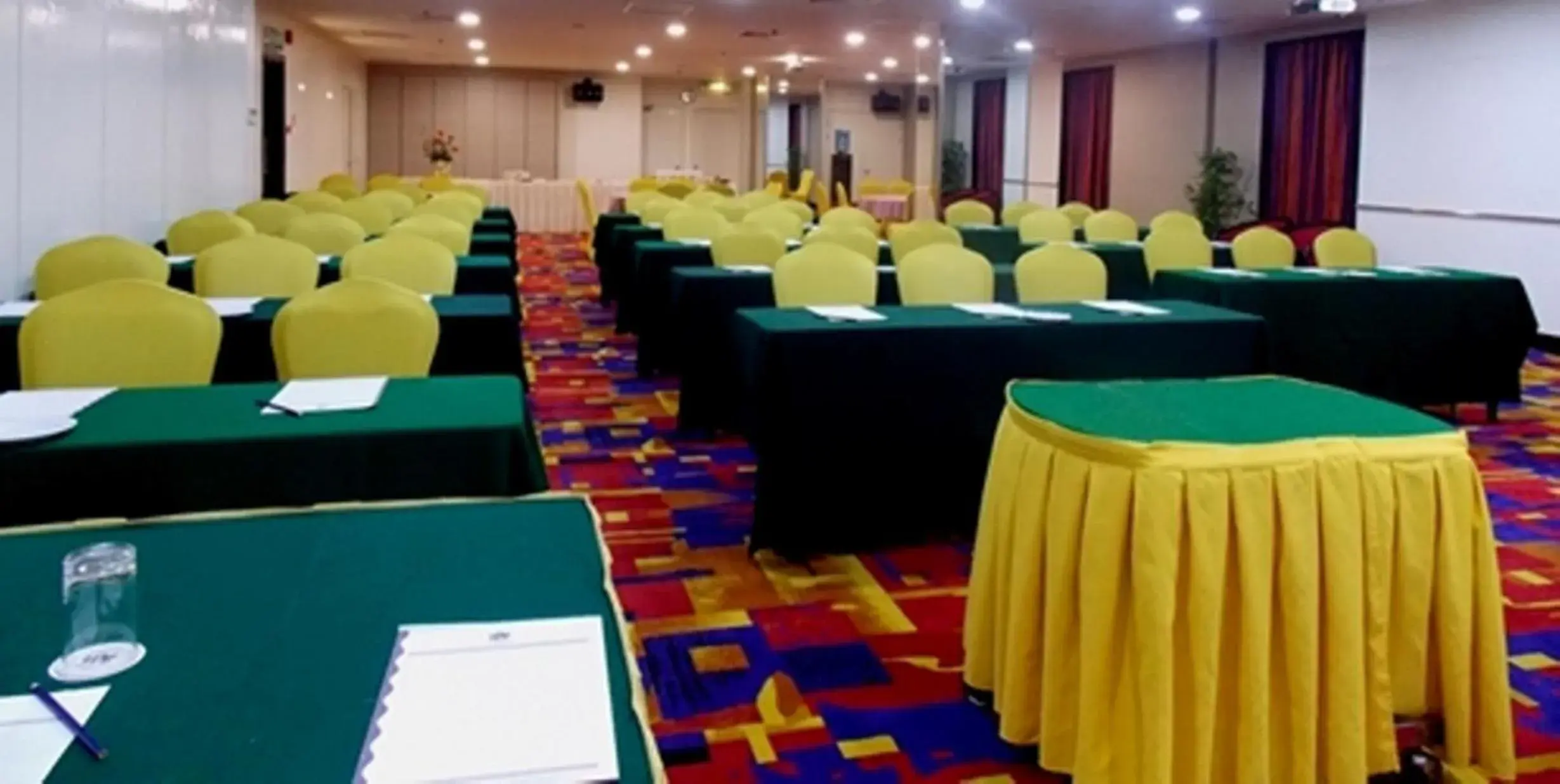 Meeting/conference room in Harbour View Hotel Meeting/conference room in Harbour View Hotel