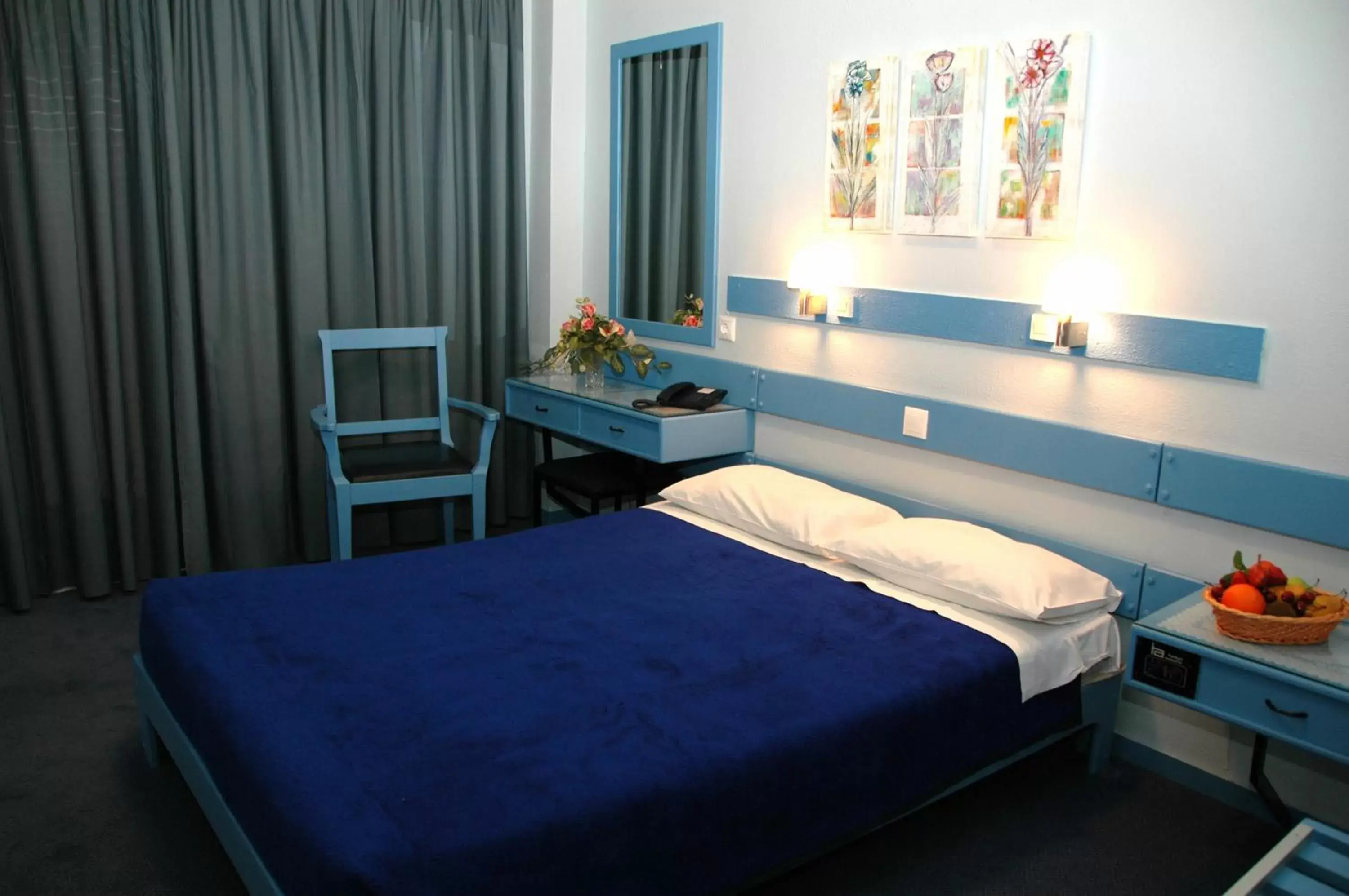 Single Room in Amalia Single Room in Amalia