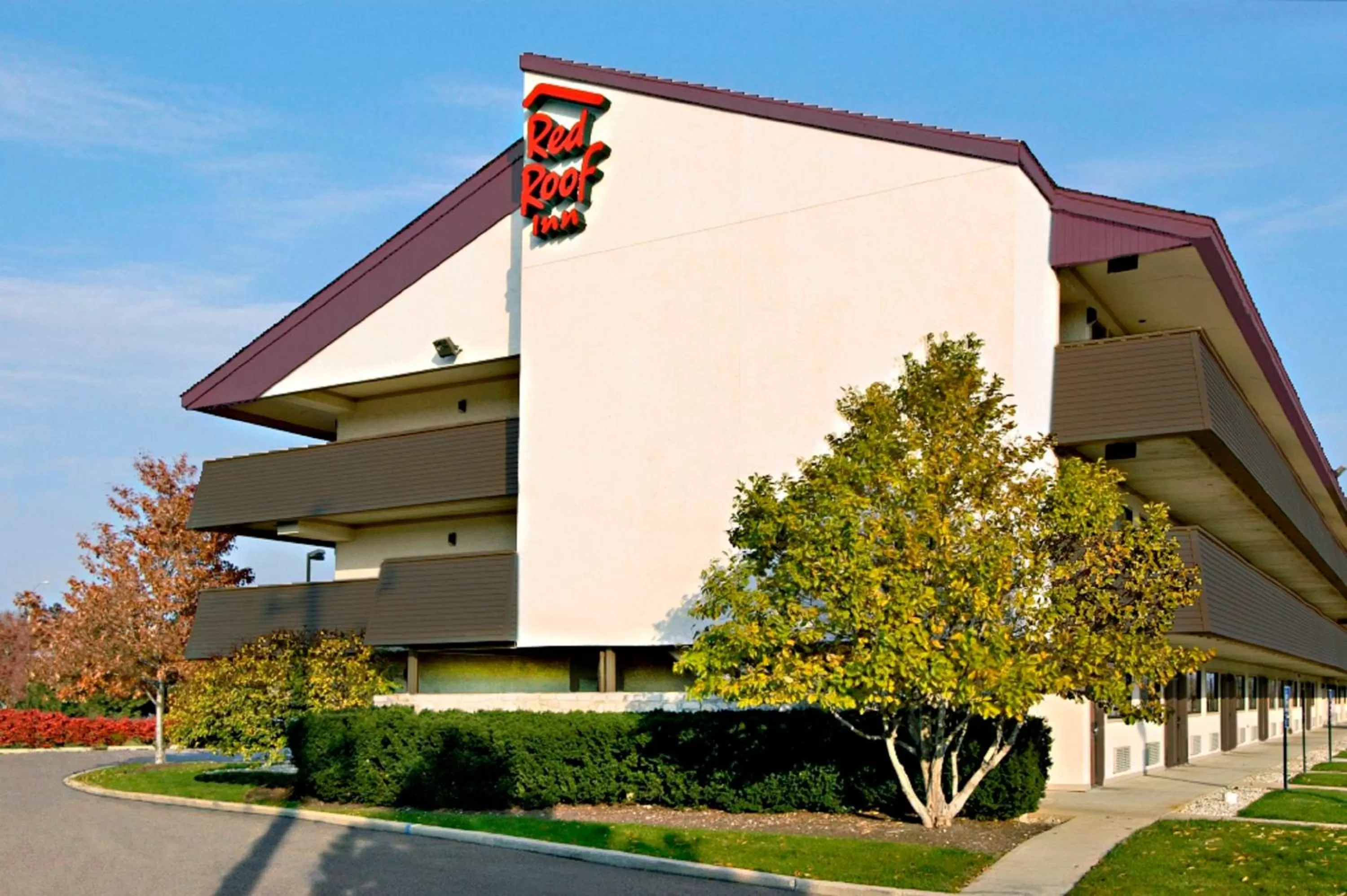 Property building in Red Roof Inn Asheville - Biltmore West