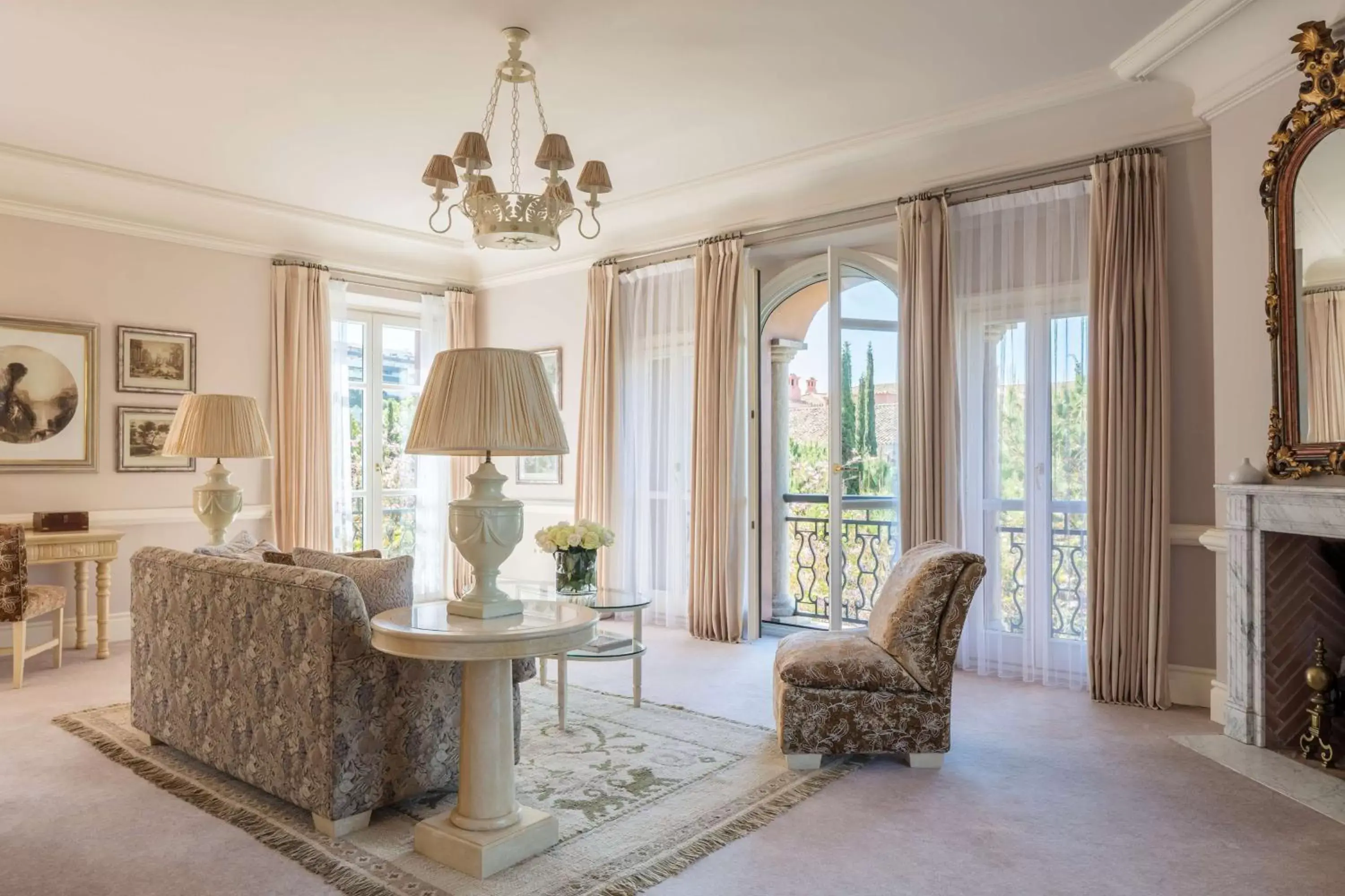 Photo of the whole room, Seating Area in Anantara Villa Padierna Palace Benahavís Marbella Resort - A Leading Hotel of the World