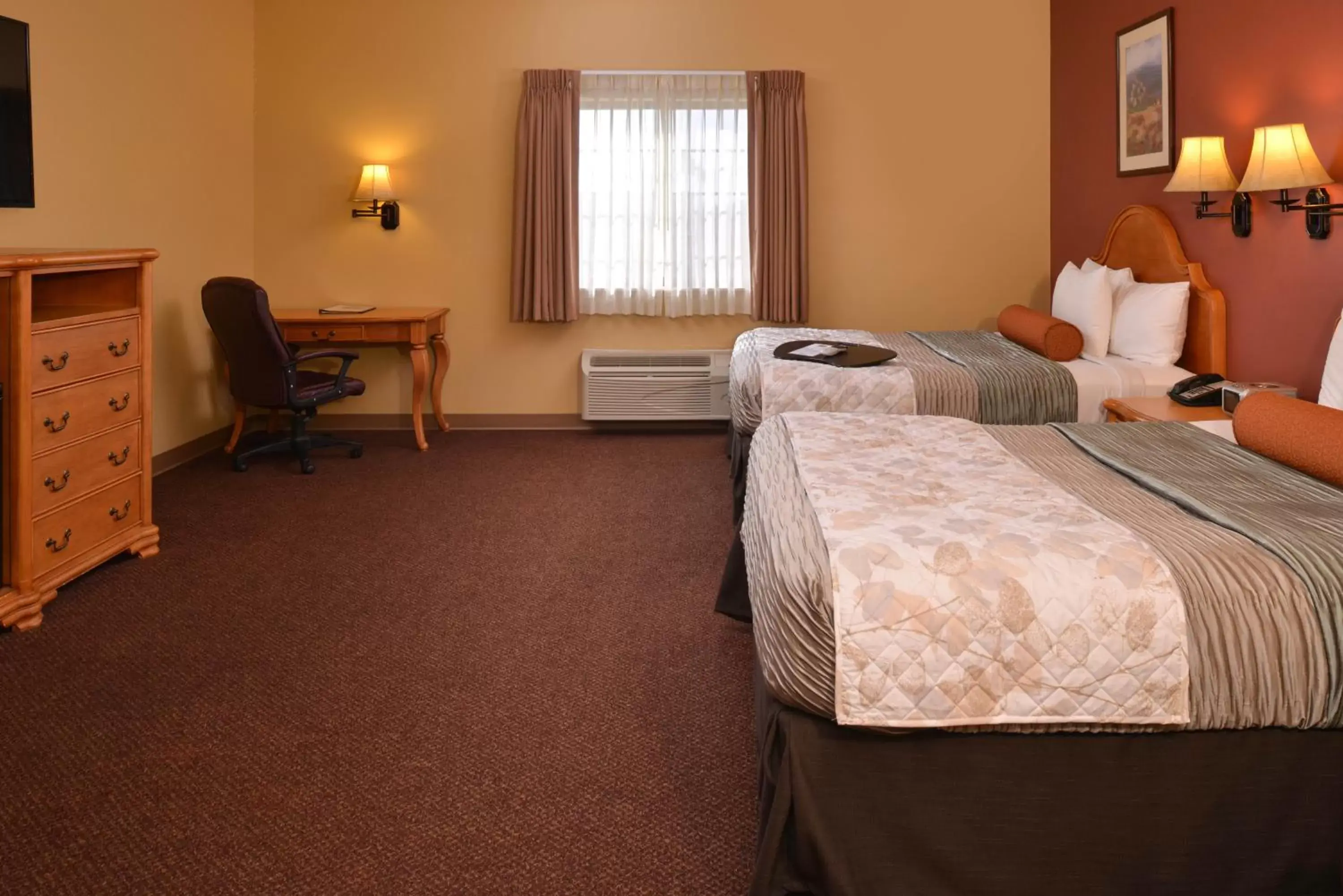 Photo of the whole room, Bed in Country Hearth Inn & Suites Edwardsville