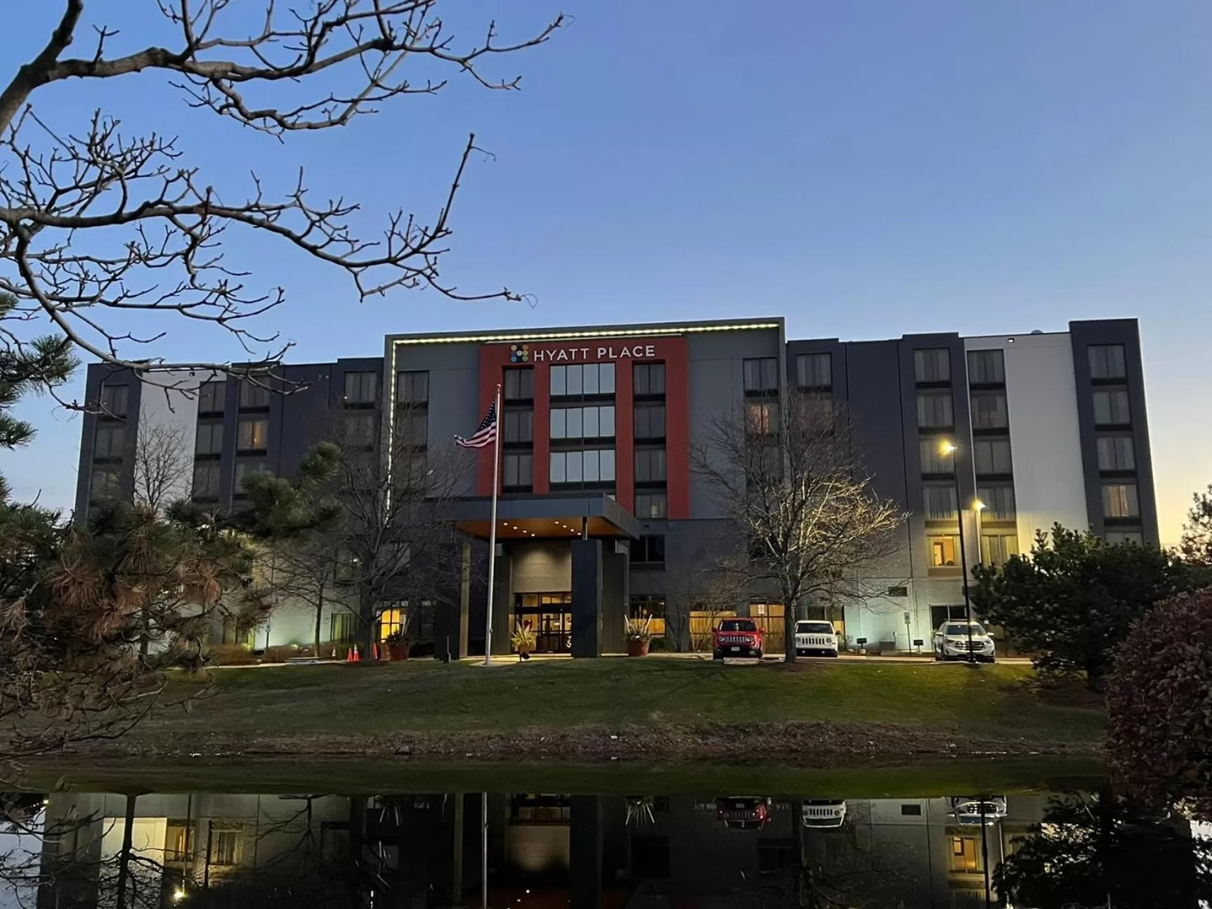 Property building in Hyatt Place Chicago Schaumburg