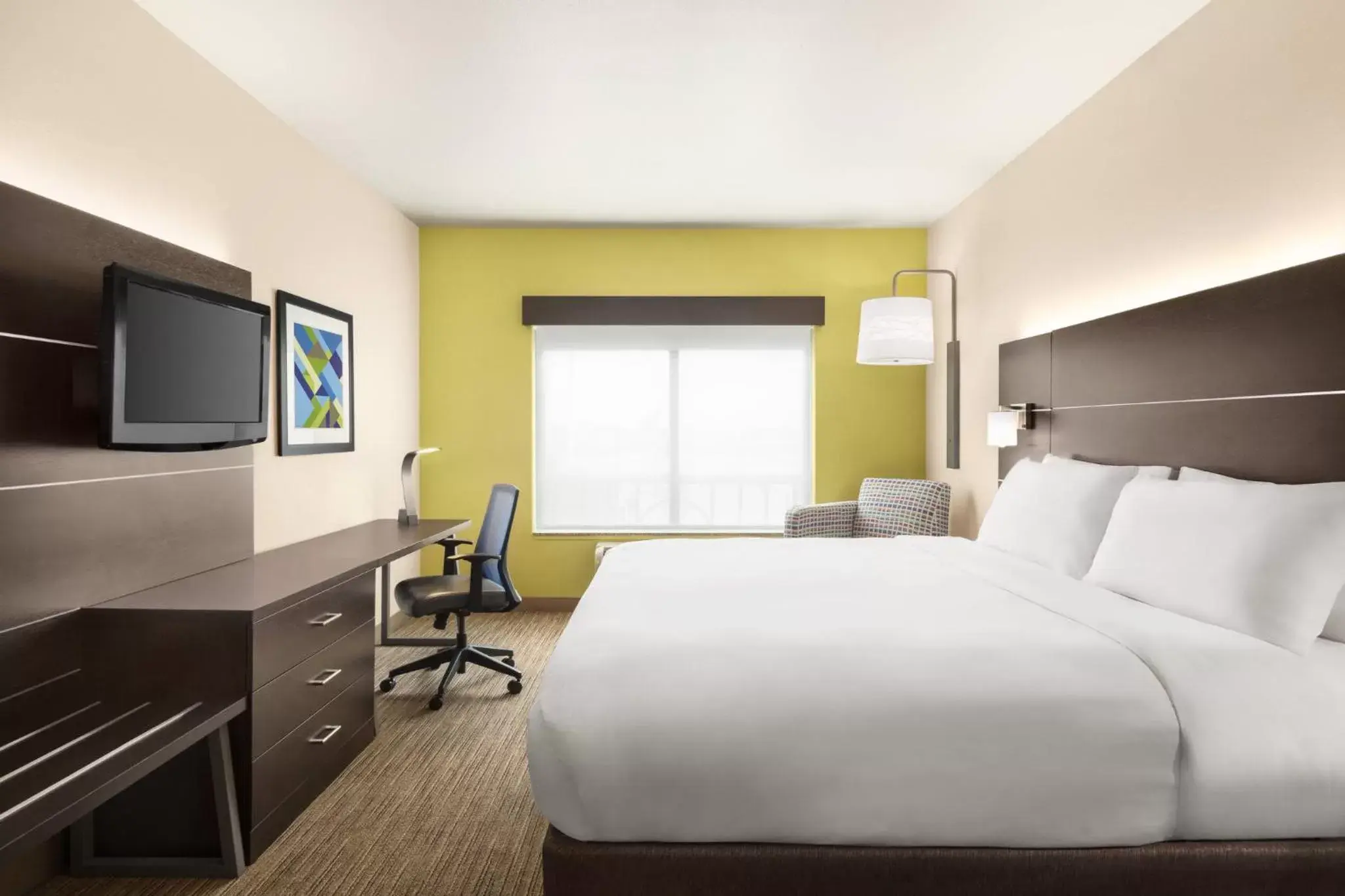 Photo of the whole room, Bed in Holiday Inn Express Hotel & Suites San Antonio NW-Medical Area, an IHG Hotel