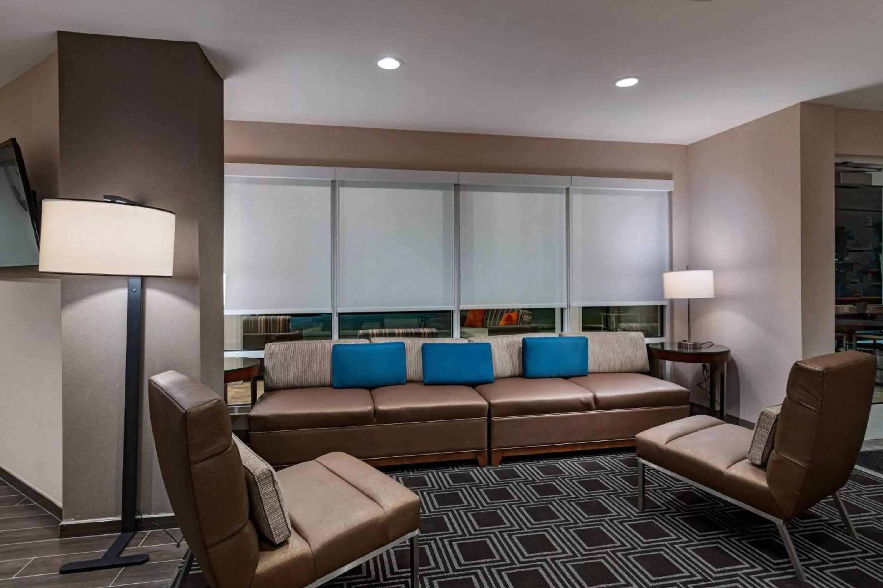 Lobby or reception, Seating Area in TownePlace Suites San Antonio Northwest at The RIM