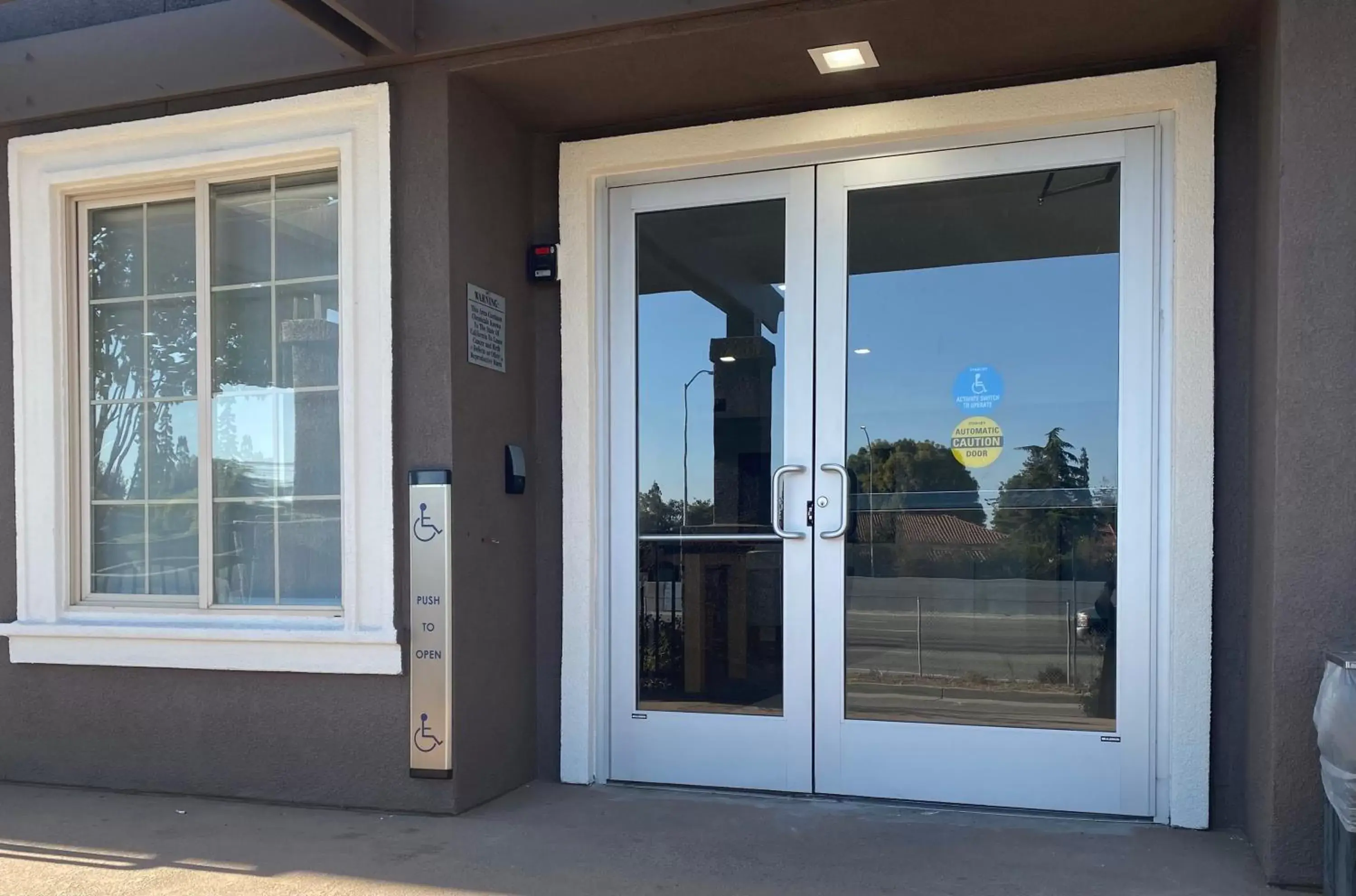 Facade/entrance in Hotel Fairchild Facade/entrance in Hotel Fairchild