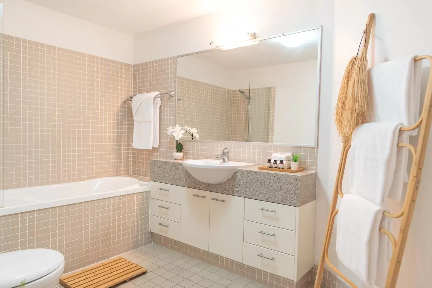 Bathroom in Grandview Apartments