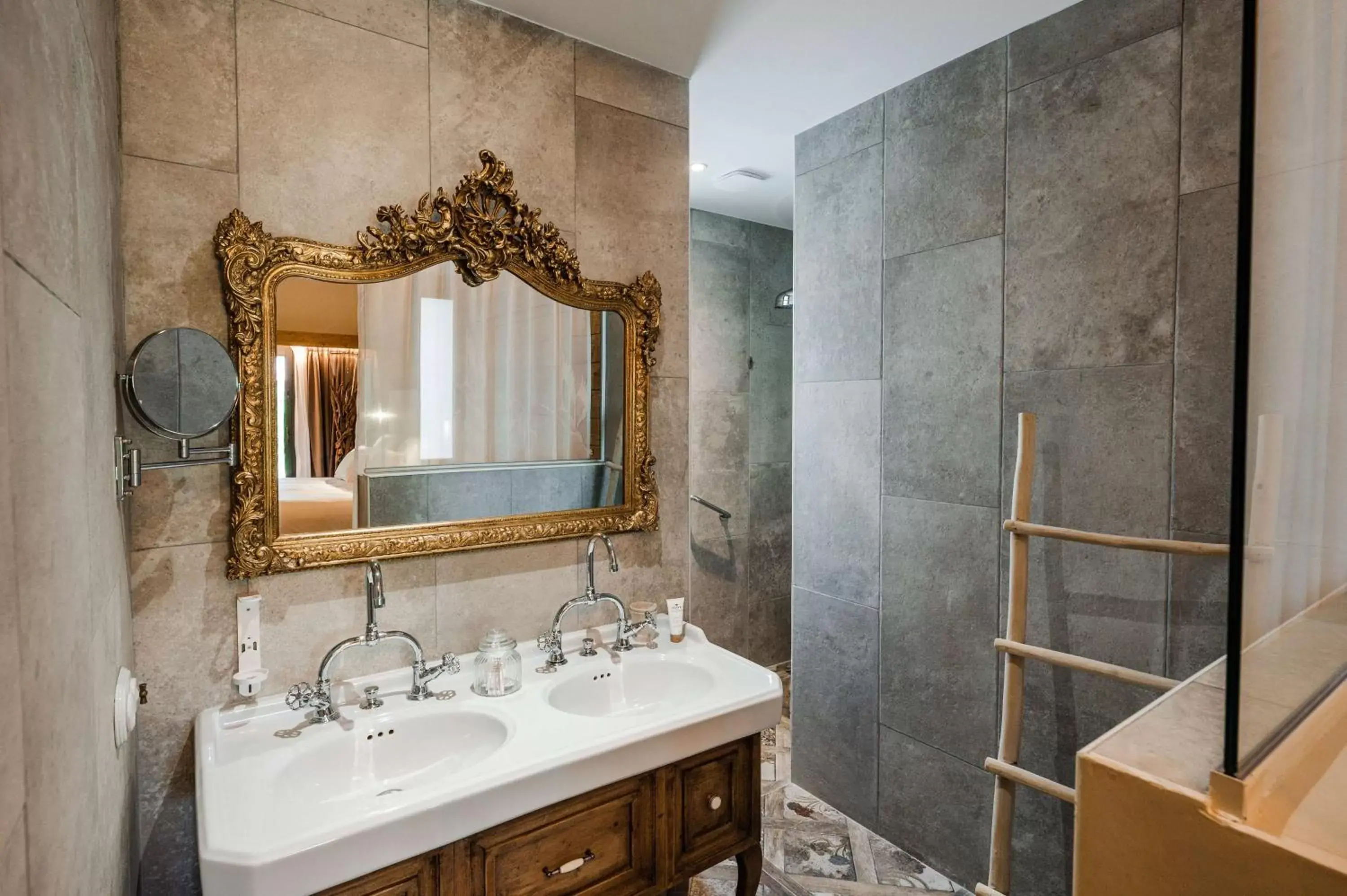 Bathroom in Le Hameau Des Pesquiers Ecolodge & Spa, Curio Collection By Hilton