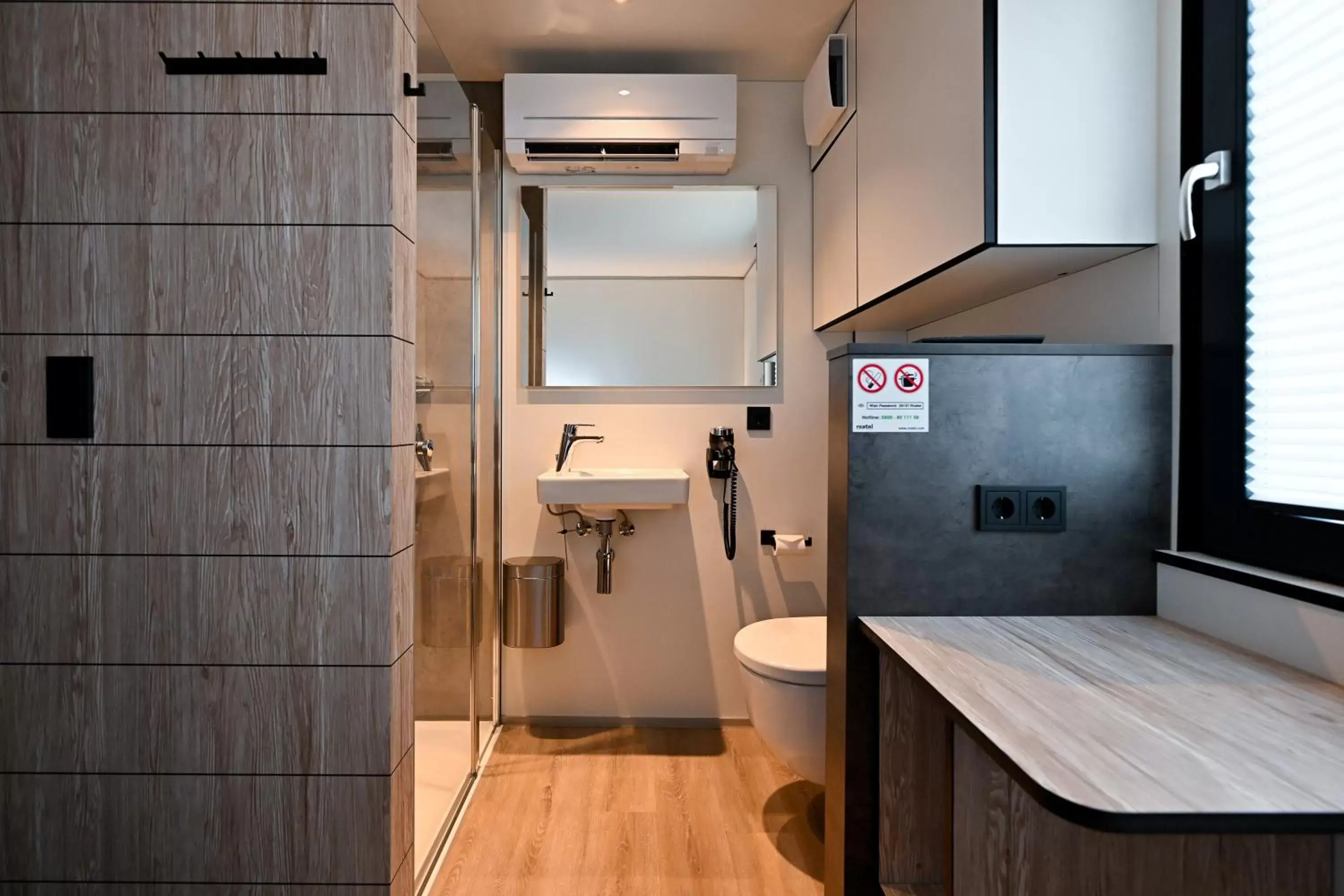 Single Room with Bathroom - single occupancy in Roatel Kirchberg an der Jagst (A6) my-roatel-com Single Room with Bathroom - single occupancy in Roatel Kirchberg an der Jagst (A6) my-roatel-com