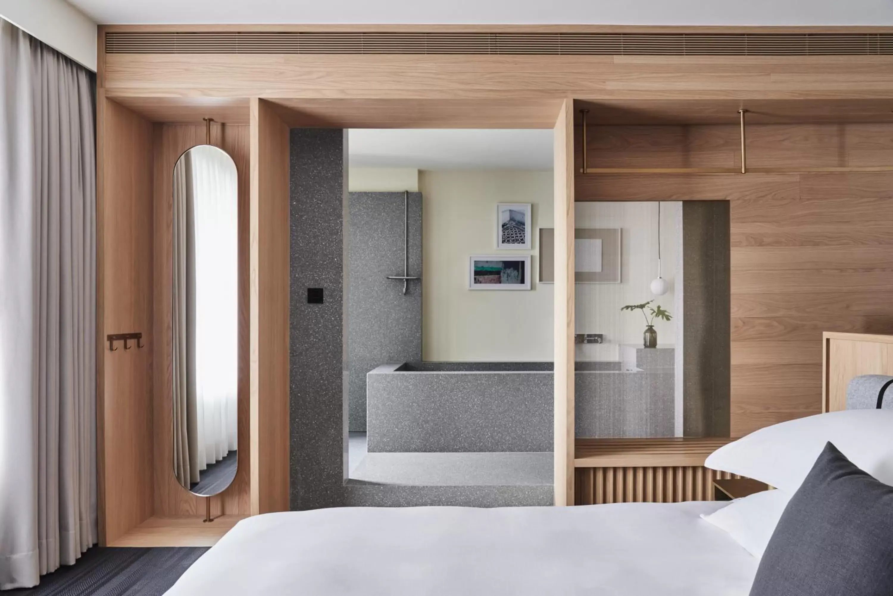 King Suite with City View in Kimpton Da An Taipei- an IHG Hotel King Suite with City View in Kimpton Da An Taipei- an IHG Hotel