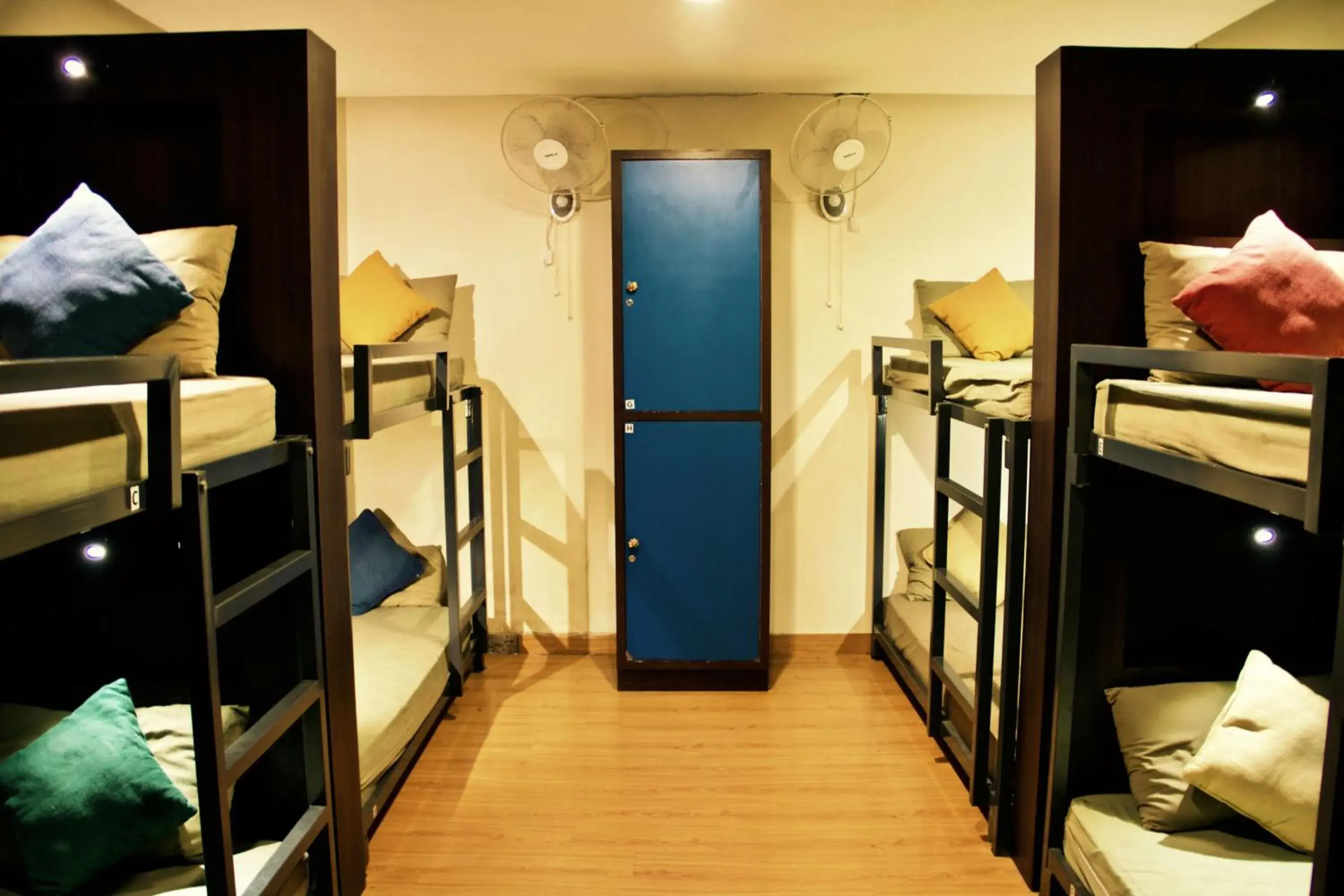 Bedroom, Bunk Bed in goSTOPS Delhi - Rooms & Dorms