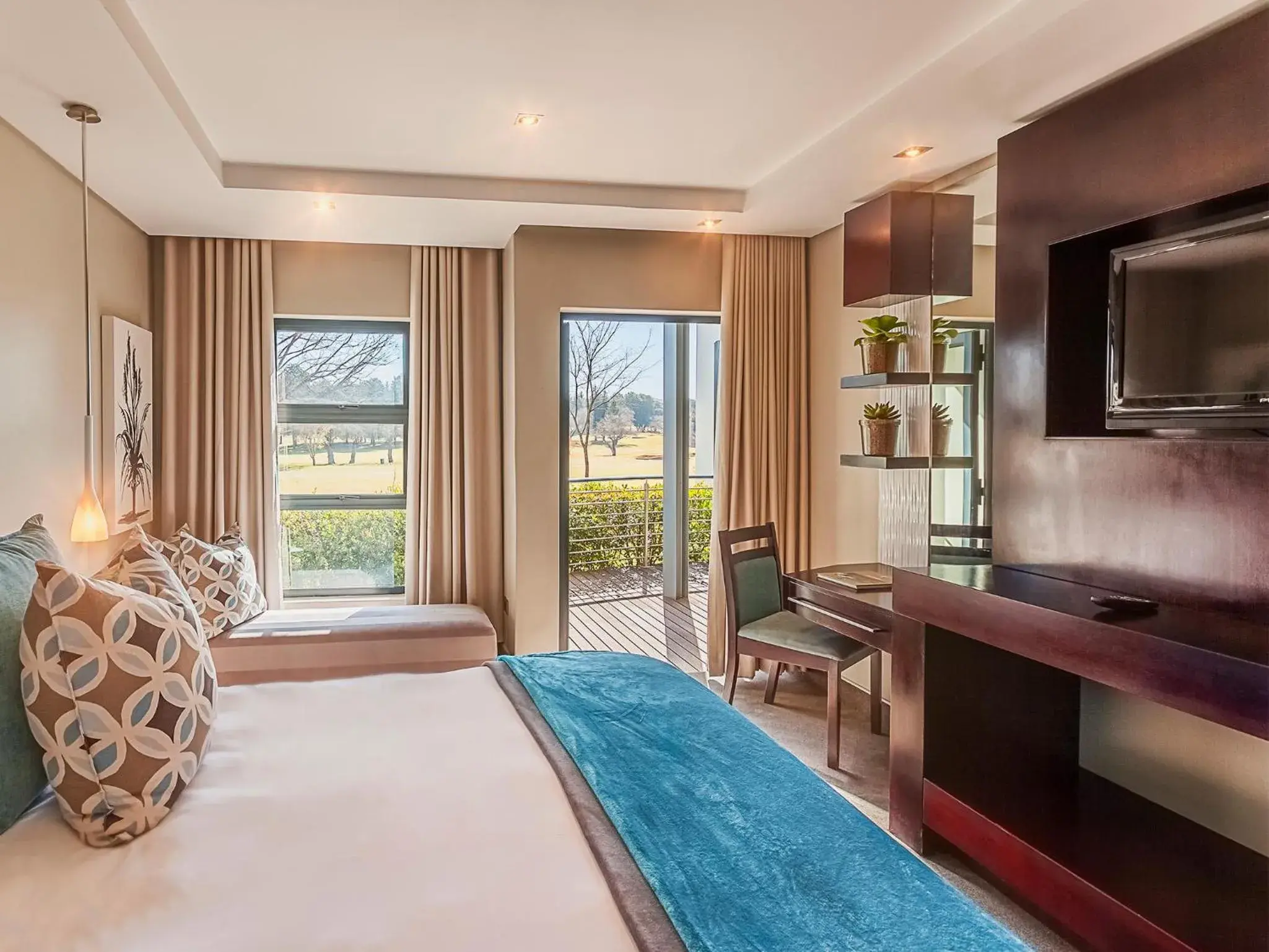 Bed in The Fairway Hotel, Spa & Golf Resort