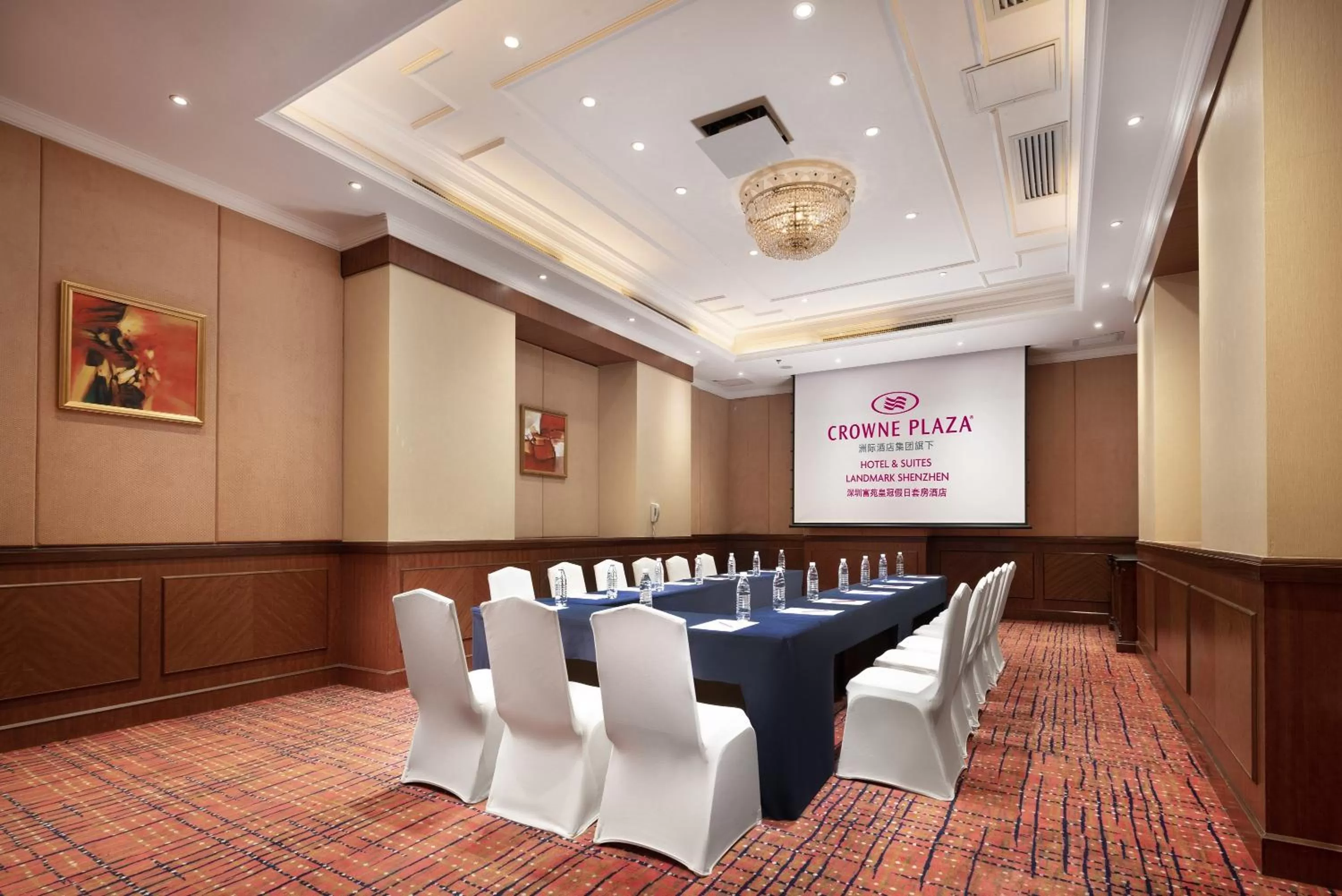 Meeting/conference room in Crowne Plaza Hotel & Suites Landmark Shenzhen, an IHG Hotel - Nearby Luohu Border, Indoor heated swimming pool, Receive RMB100 SPA coupon upon check-in