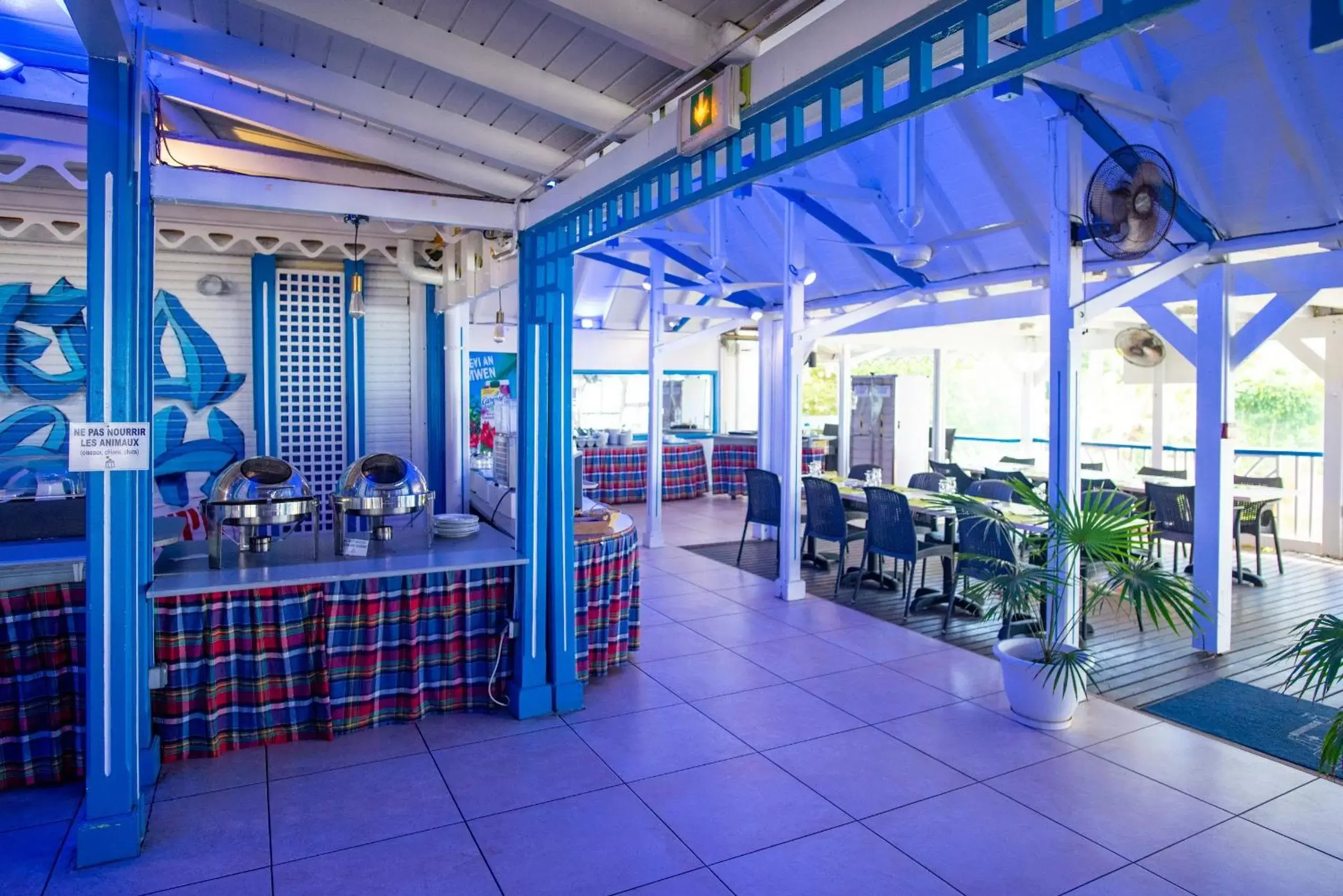 Restaurant/places to eat in Canella Beach Hotel