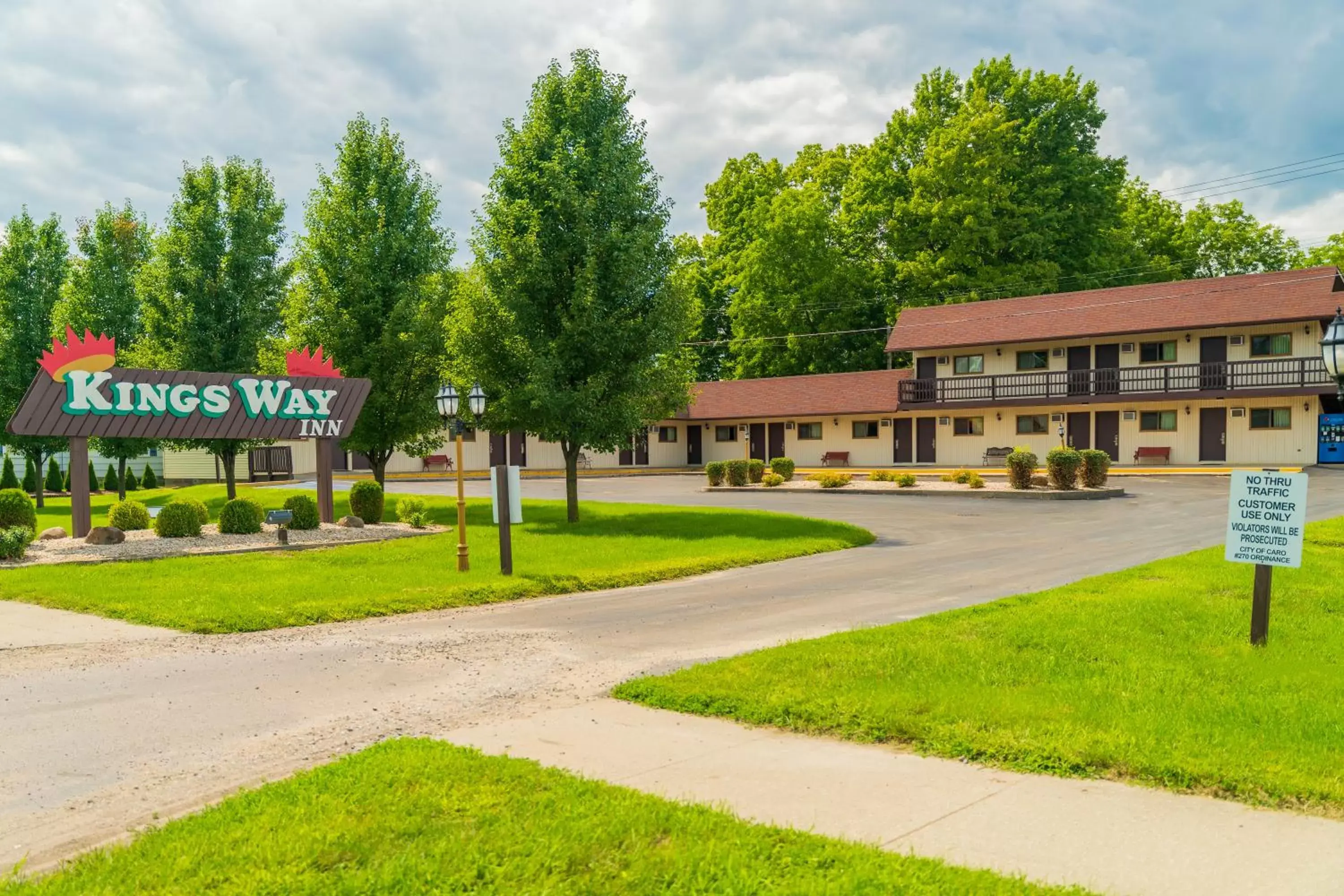 Property Building in Kingsway Inn